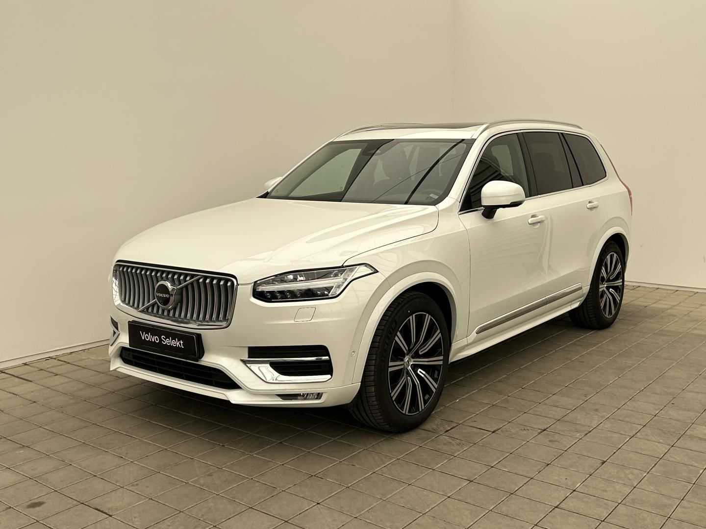 Volvo XC90, 2.0B5 184kW 4x4  Plus