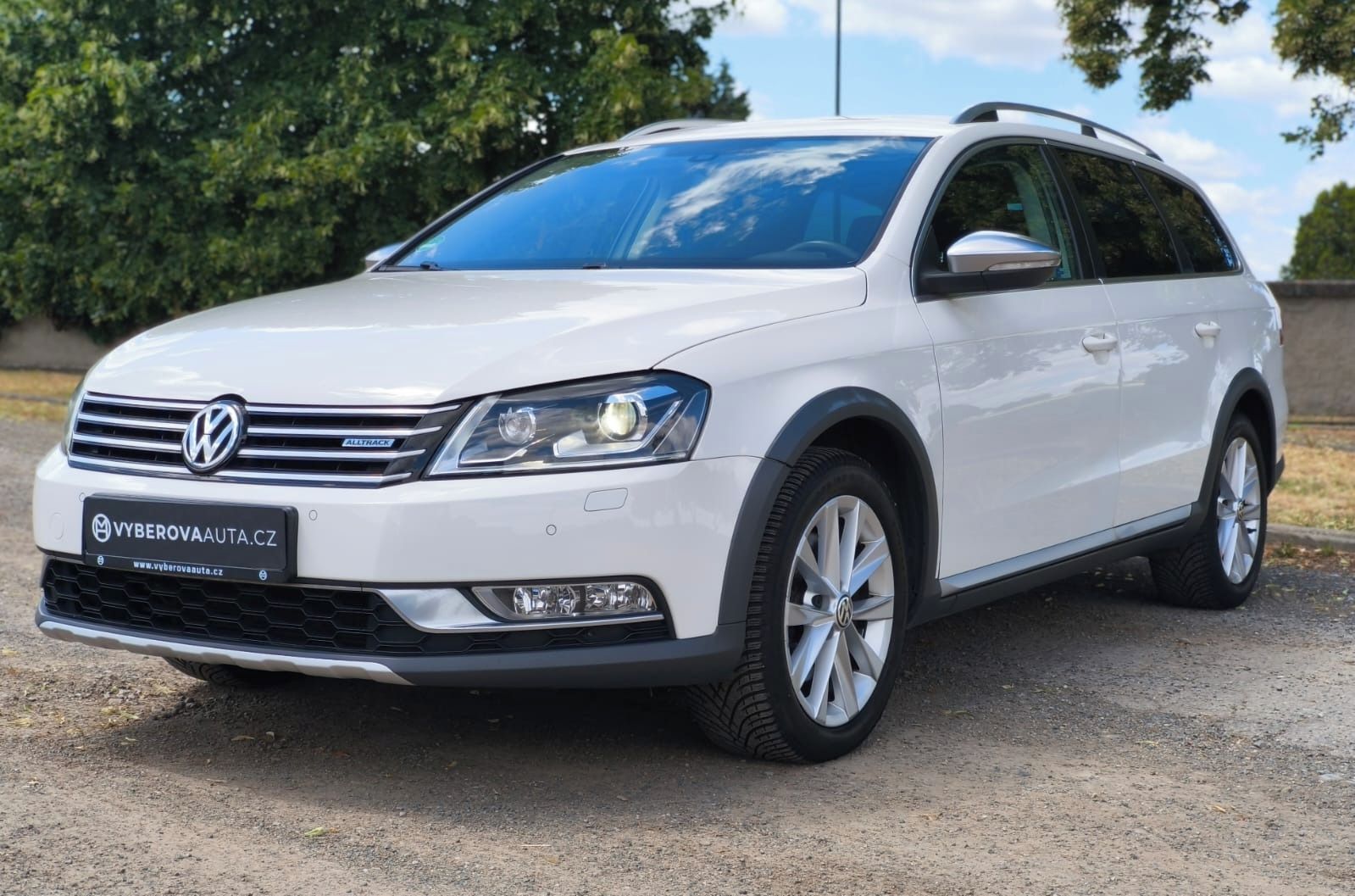 Volkswagen Passat Variant, Alltrack 20TDI 103kW/Manuál/ČR - fotka 2