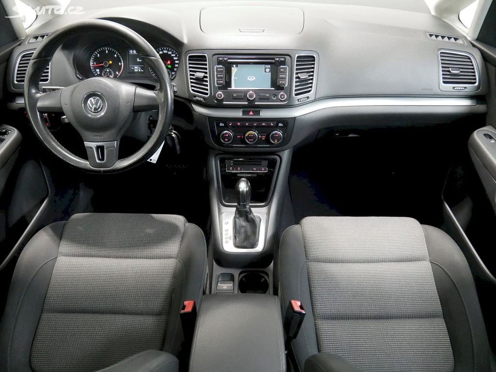 Volkswagen Sharan, 2.0tdi, DSG, 7 míst - fotka 6