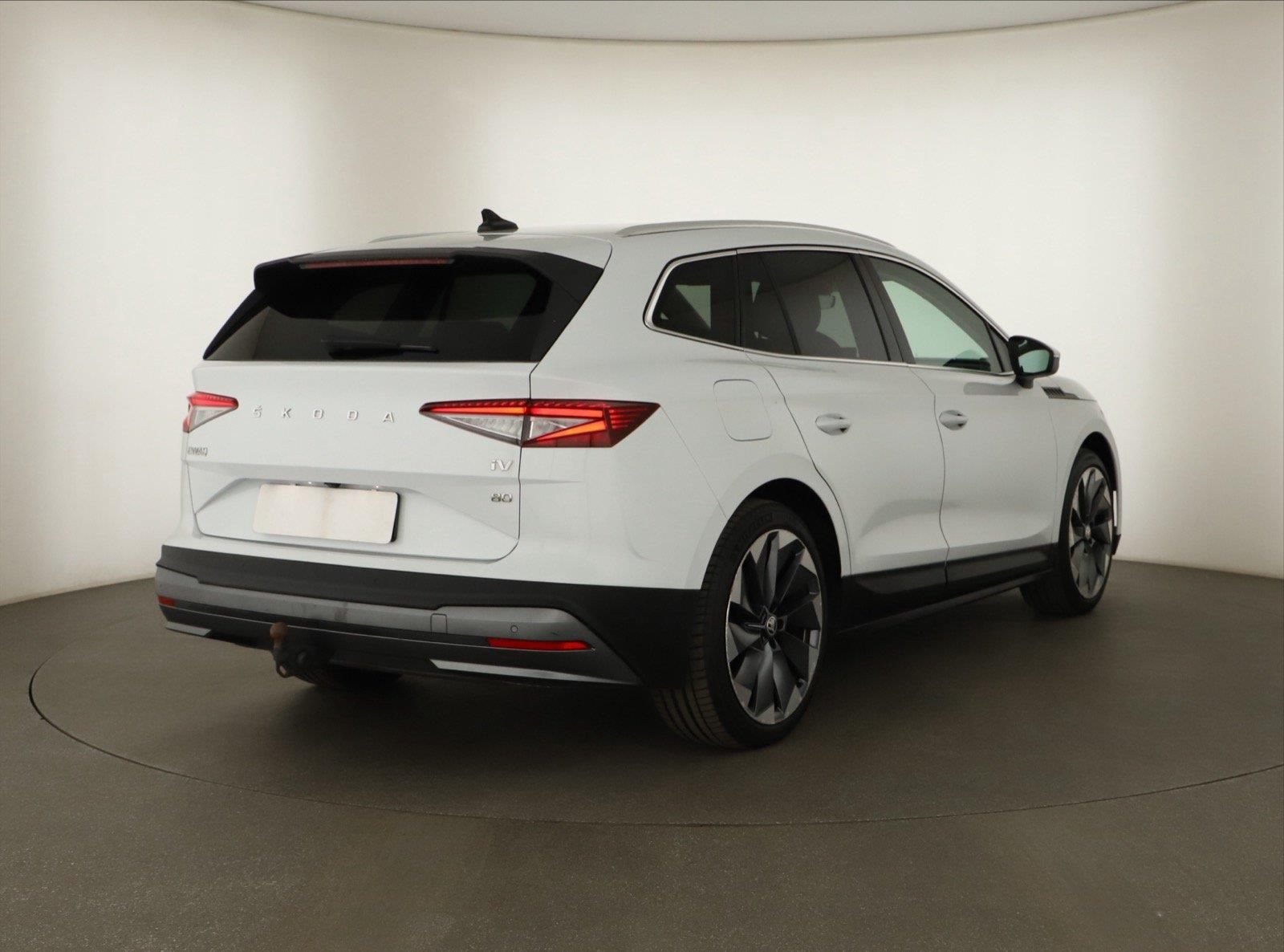 Škoda Enyaq, iV 80 (82 kWh), SoH 89% - fotka 5