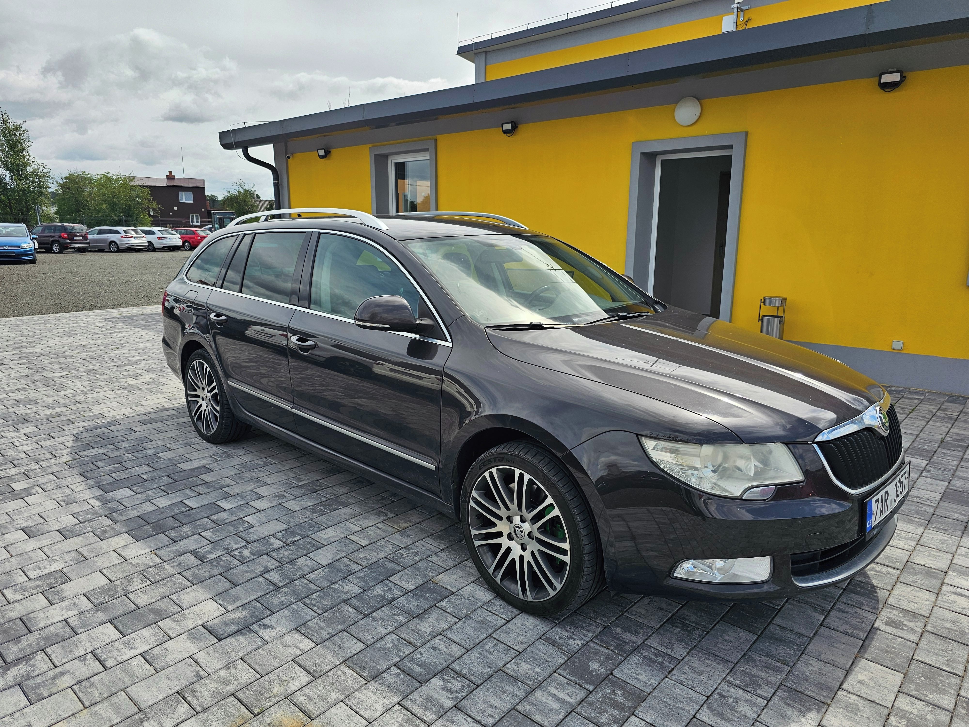 Škoda Superb, 3.6 FSI 4x4 DSG TAŽNÉ ZAŘÍZENÍ - fotka 5