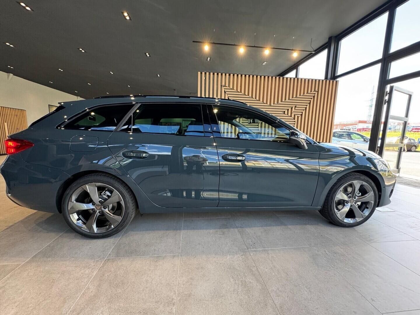 Cupra Leon, SP 1.5 eTSI 110 kW - fotka 4