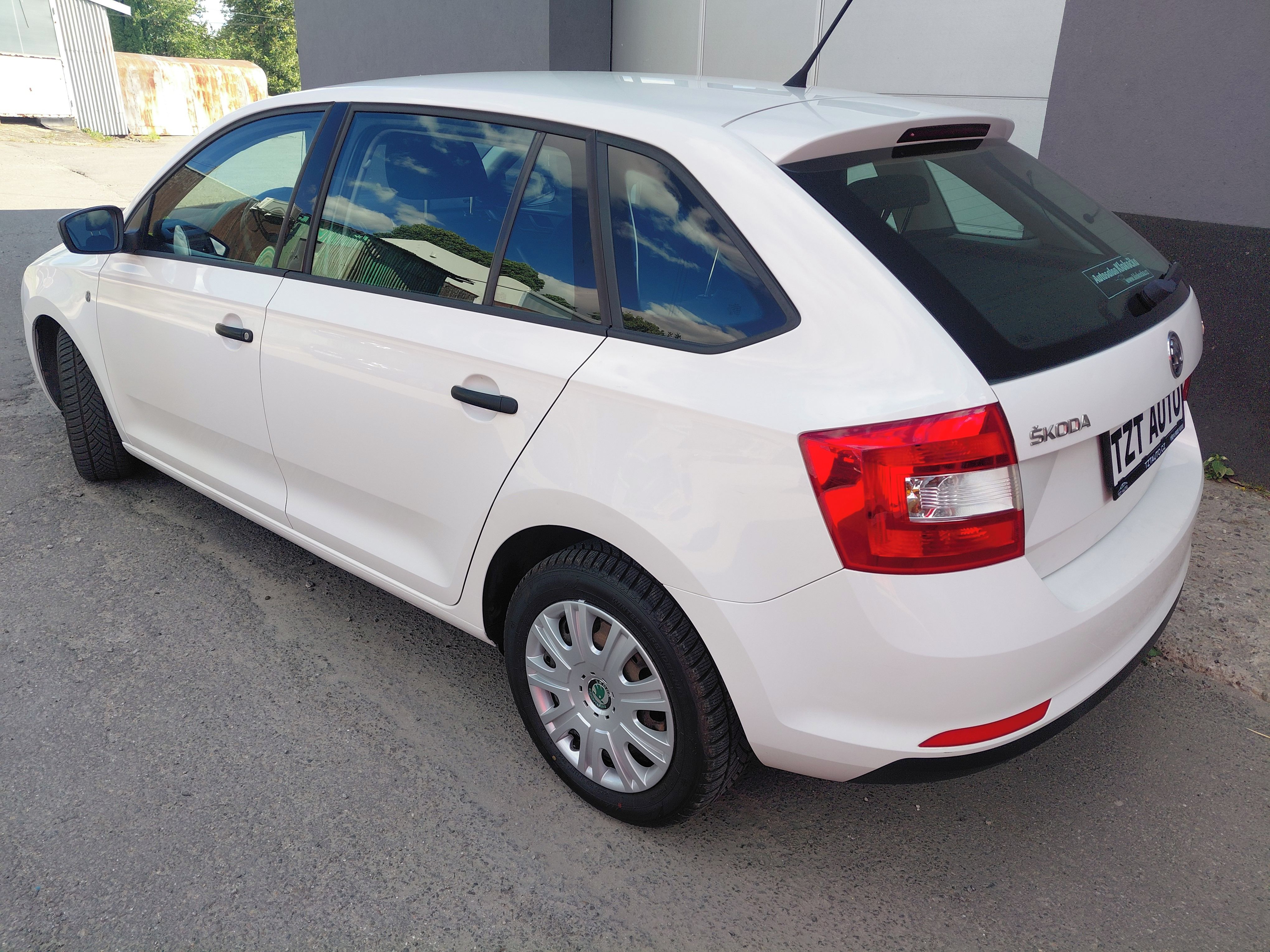 Škoda Rapid, 1.2TSI SPACEBACK 123000km!!!!! - fotka 4