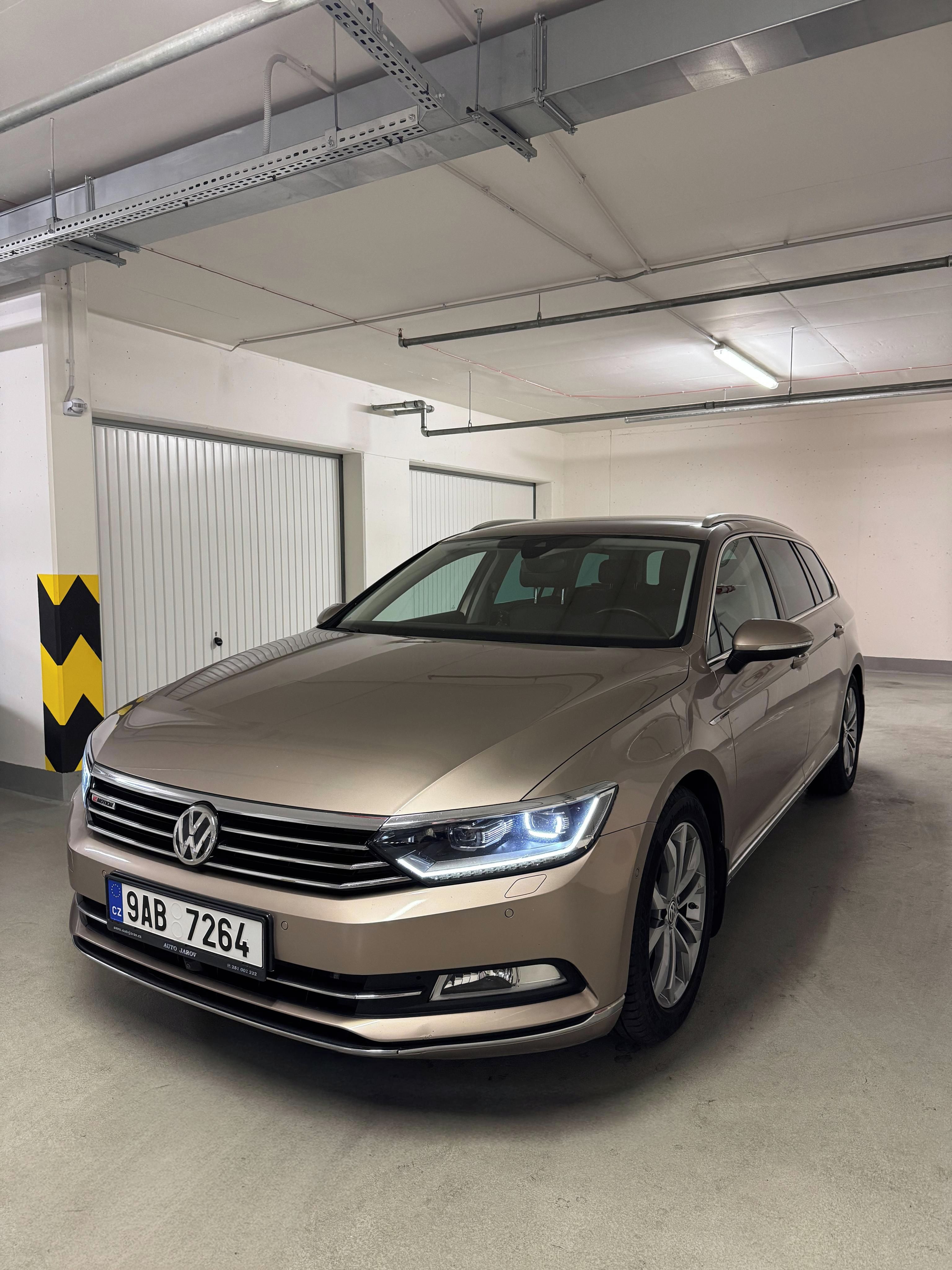 Volkswagen Passat, VW Passat 140kW, 4x4, DSG - fotka 2