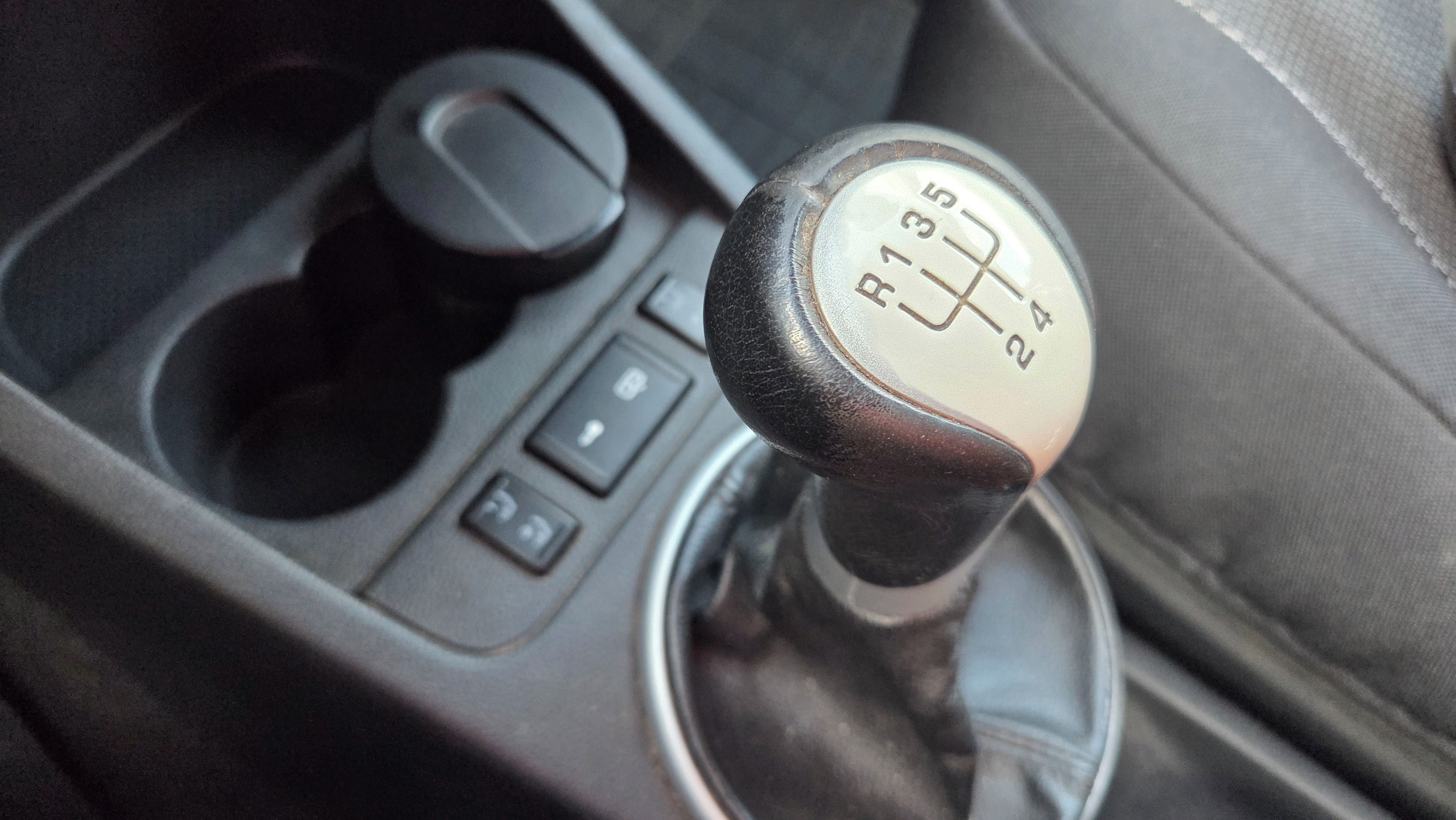Škoda Roomster, 1.6 benzin - fotka 6