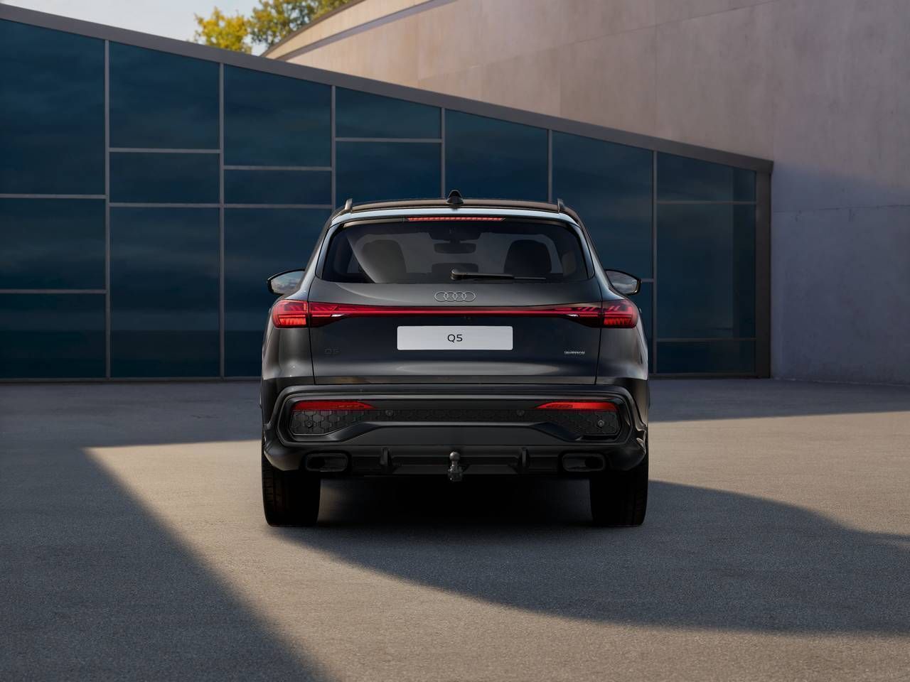 Audi Q5, e-hybrid quattro ST7 2,0TFSI - fotka 4