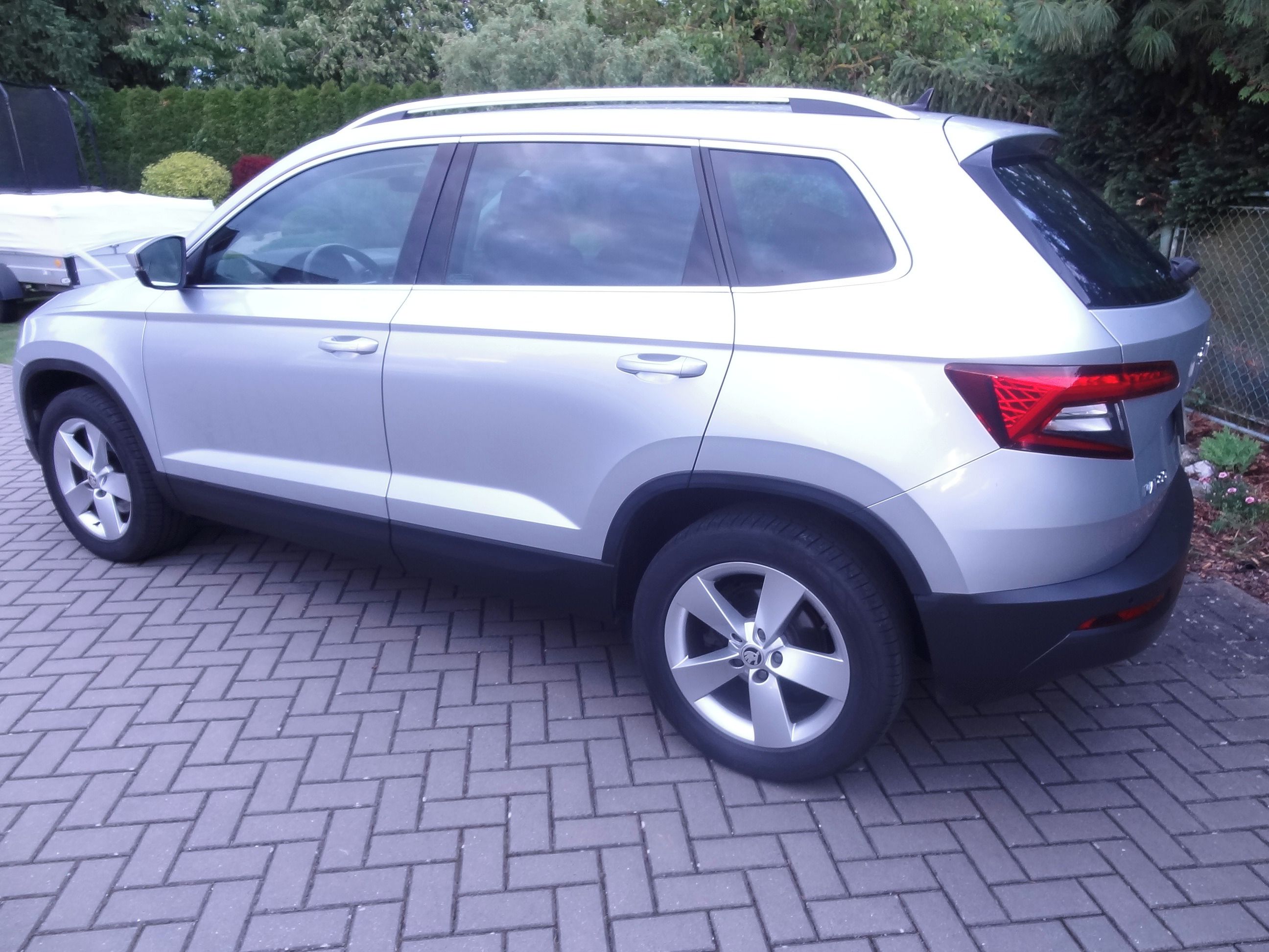 Škoda Karoq, 2.0 TDI,110 kW,4X4, ČR,1.MAJ - fotka 6