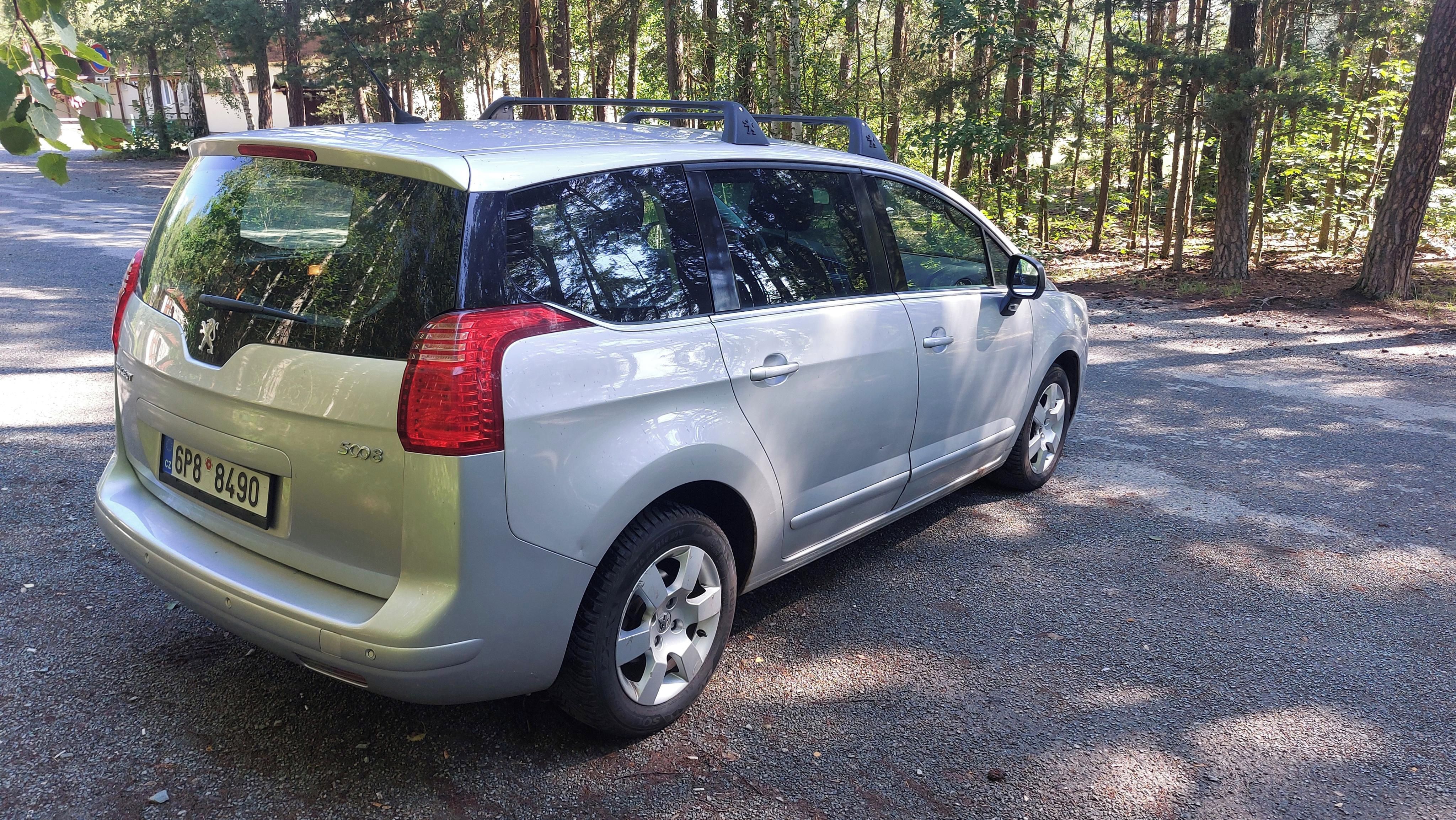 Peugeot 5008 - fotka 6