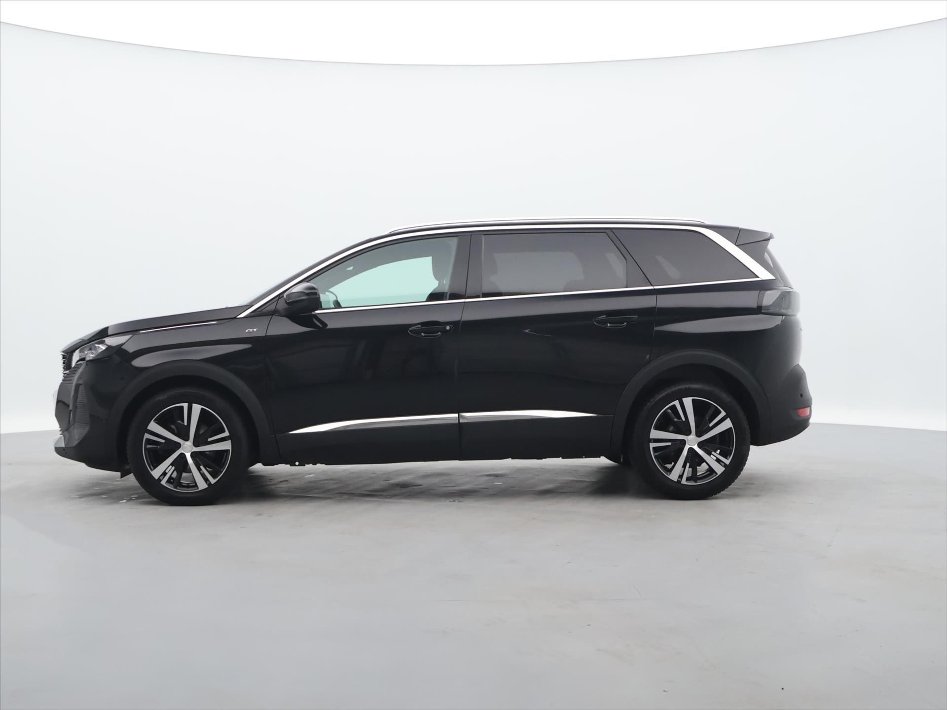Peugeot 5008, 1,2 PureTech 96kW GT 7-Míst - fotka 4
