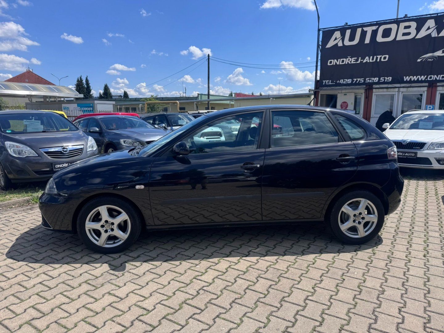 Seat Ibiza, 1,4 16V 63 KW NOVÁ STK - fotka 2