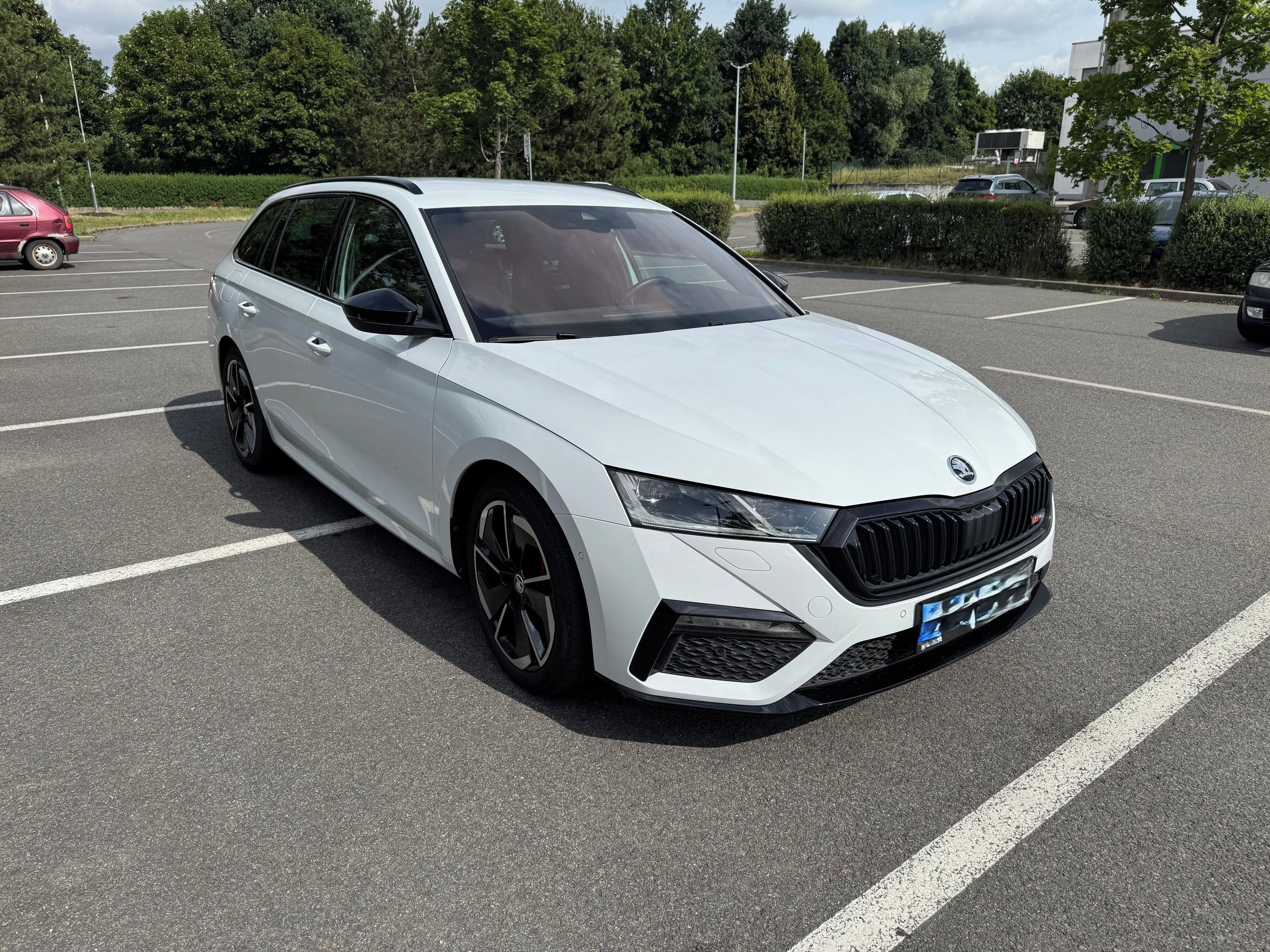 Škoda Octavia, Škoda Octavia RS Combi 2.0 TSI - fotka 3