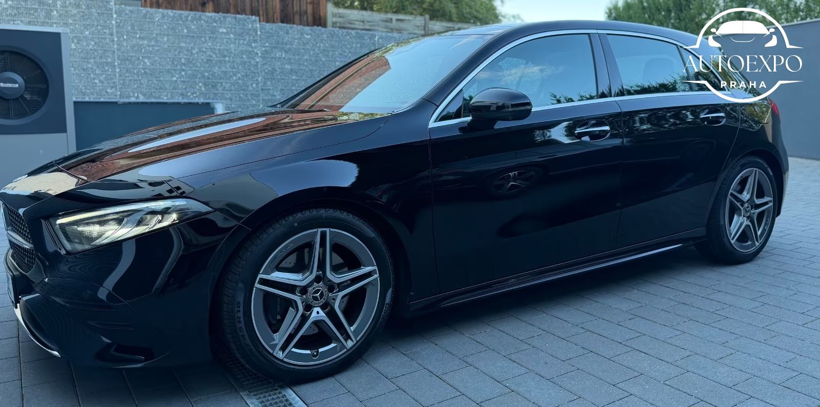 Mercedes-Benz Třídy A, 220d AMG-LINE*PANORAMA*360° - fotka 6