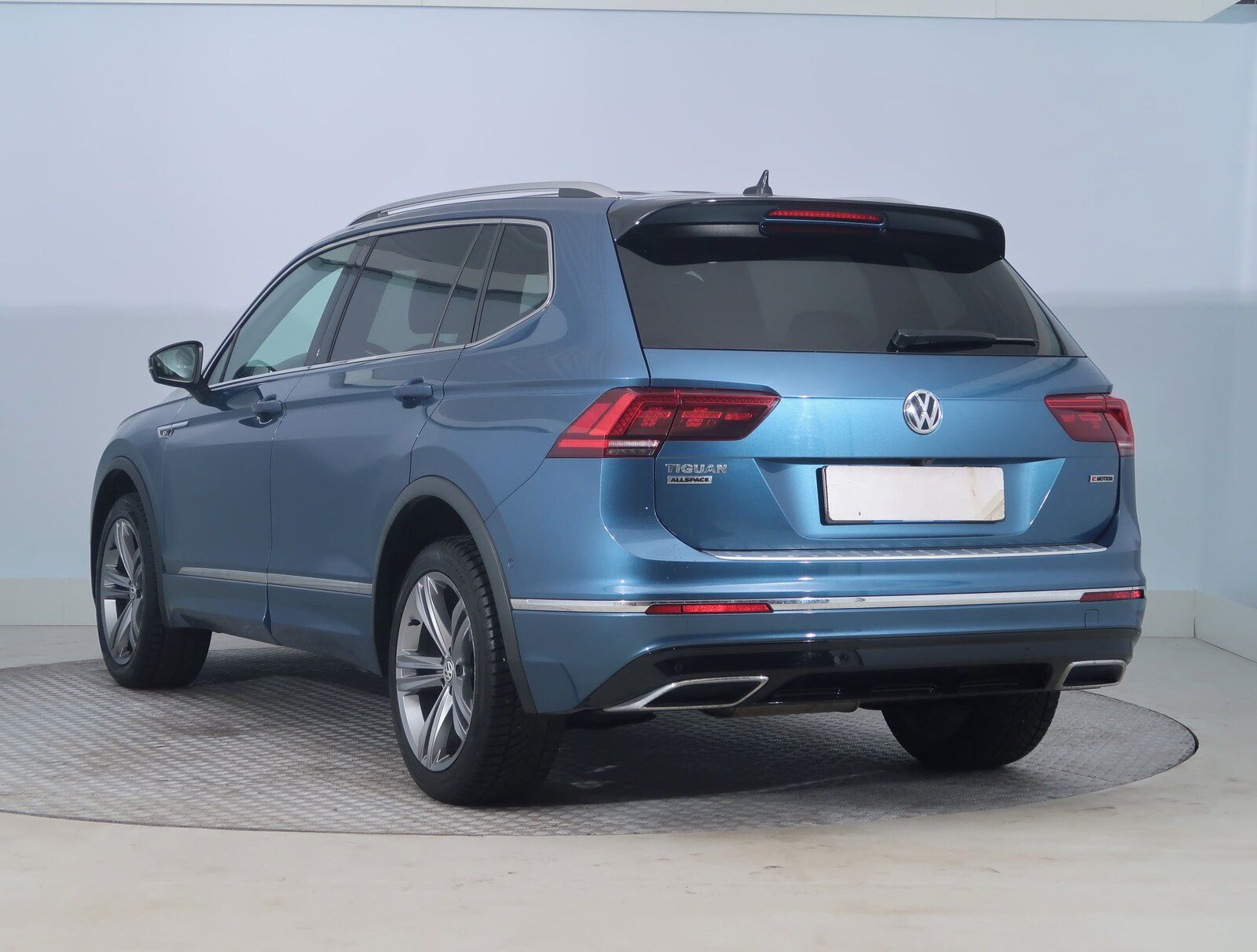 Volkswagen Tiguan Allspace, 2.0 TDI, R-Line, 4X4, Automat - fotka 4