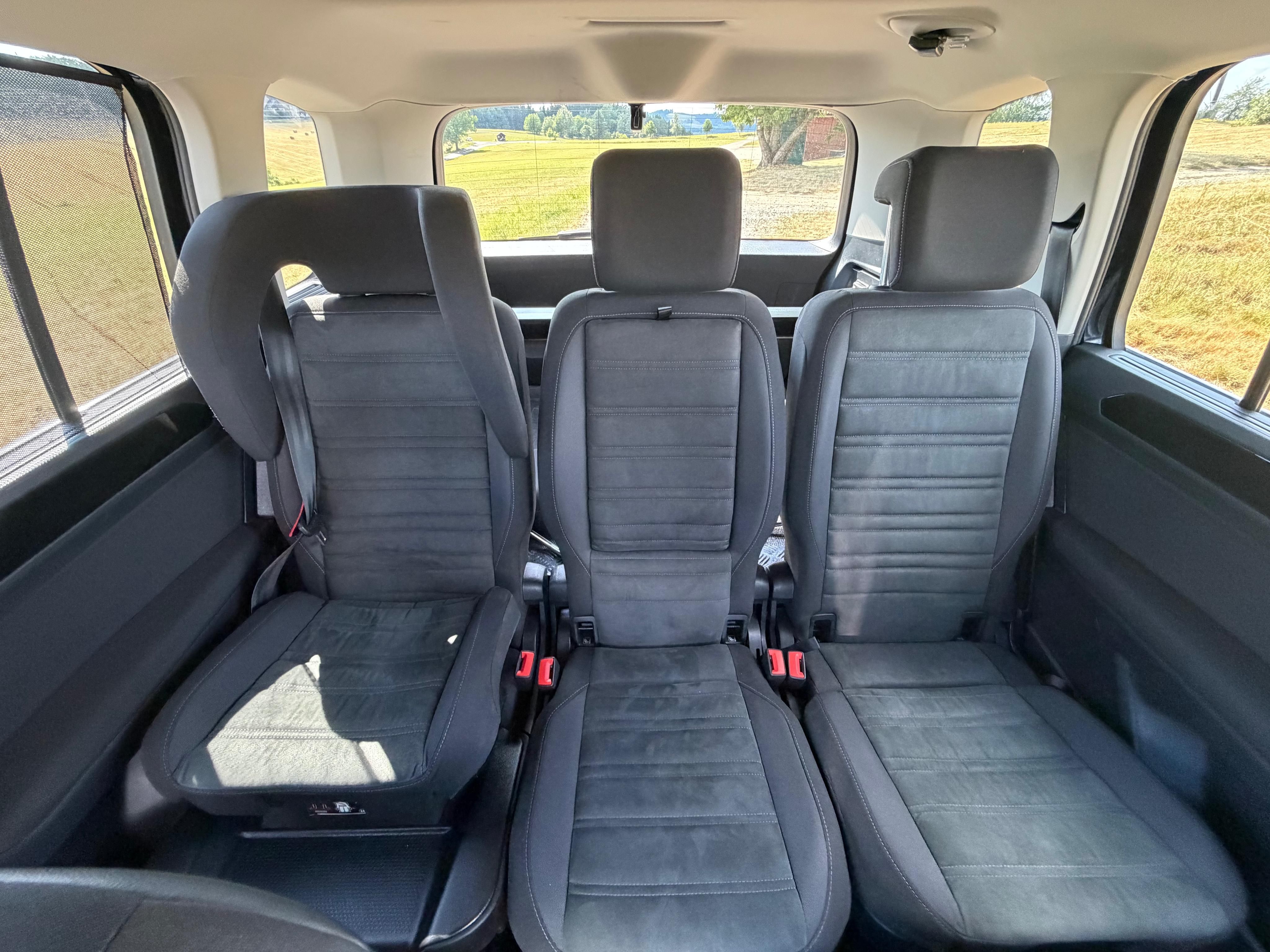 Volkswagen Touran, VW Touran 1.4 TSI Highline - fotka 4