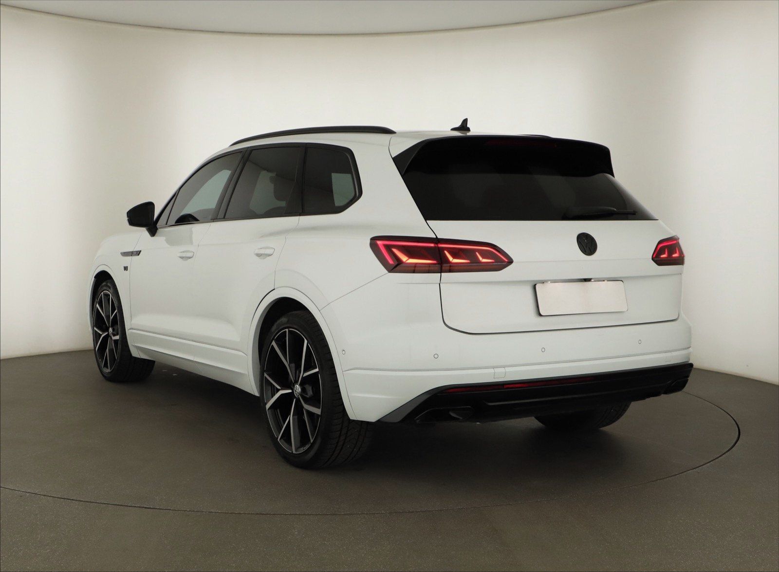 Volkswagen Touareg, V8 TDI, ČR, DPH, Kůže - fotka 3