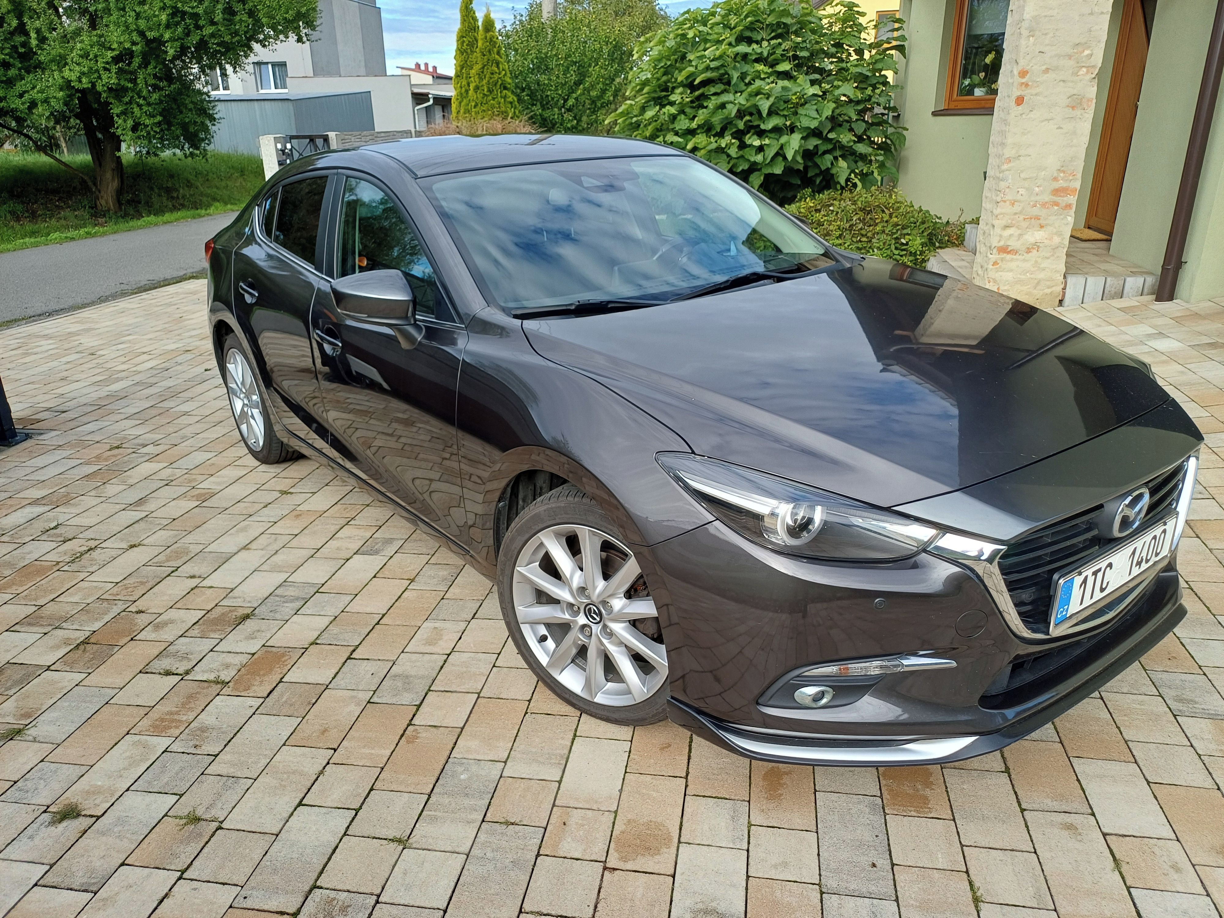 Mazda 3, Revolution