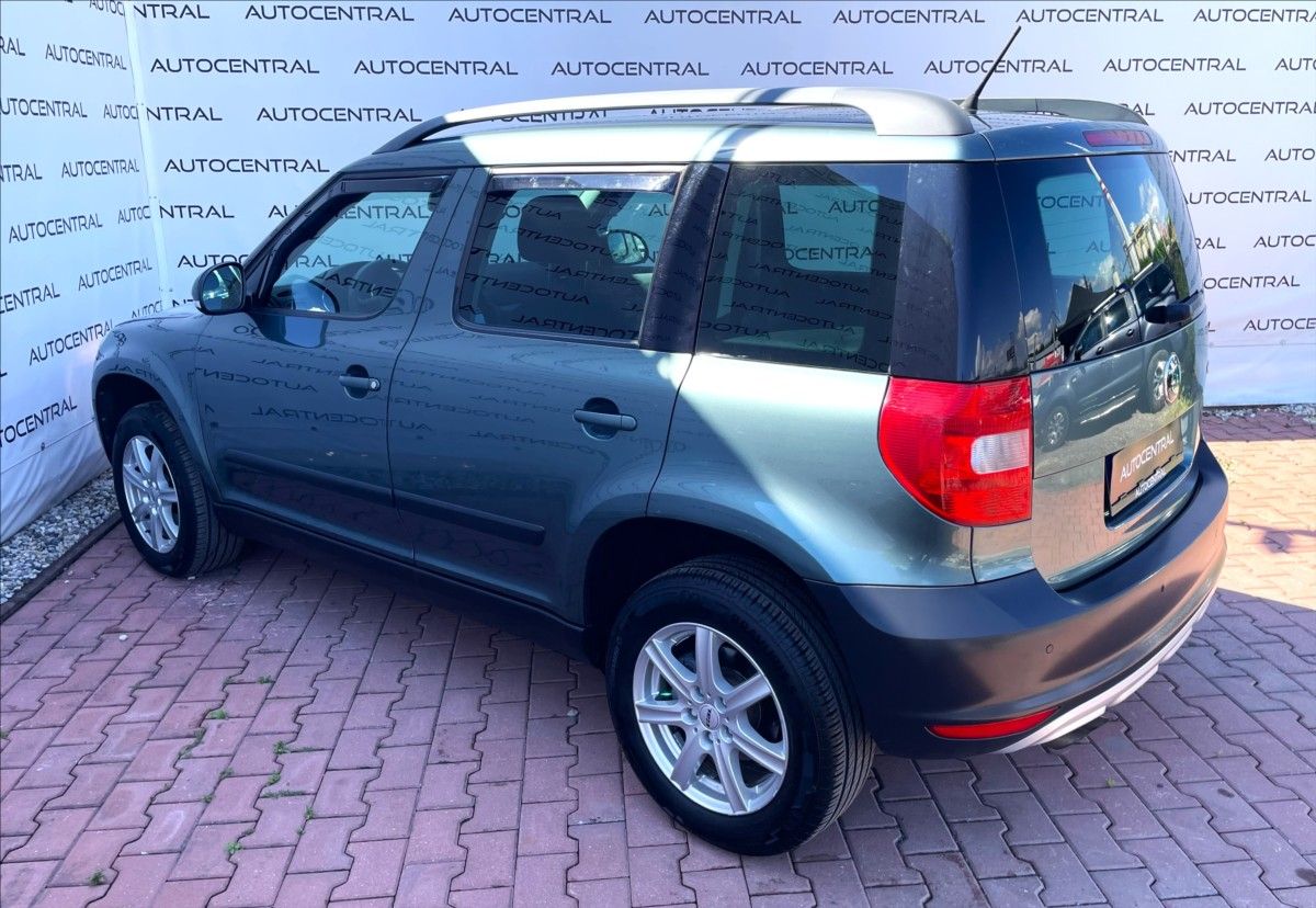 Škoda Yeti, 1,4 TSi,90kW,STK 8/28,po serv. - fotka 6