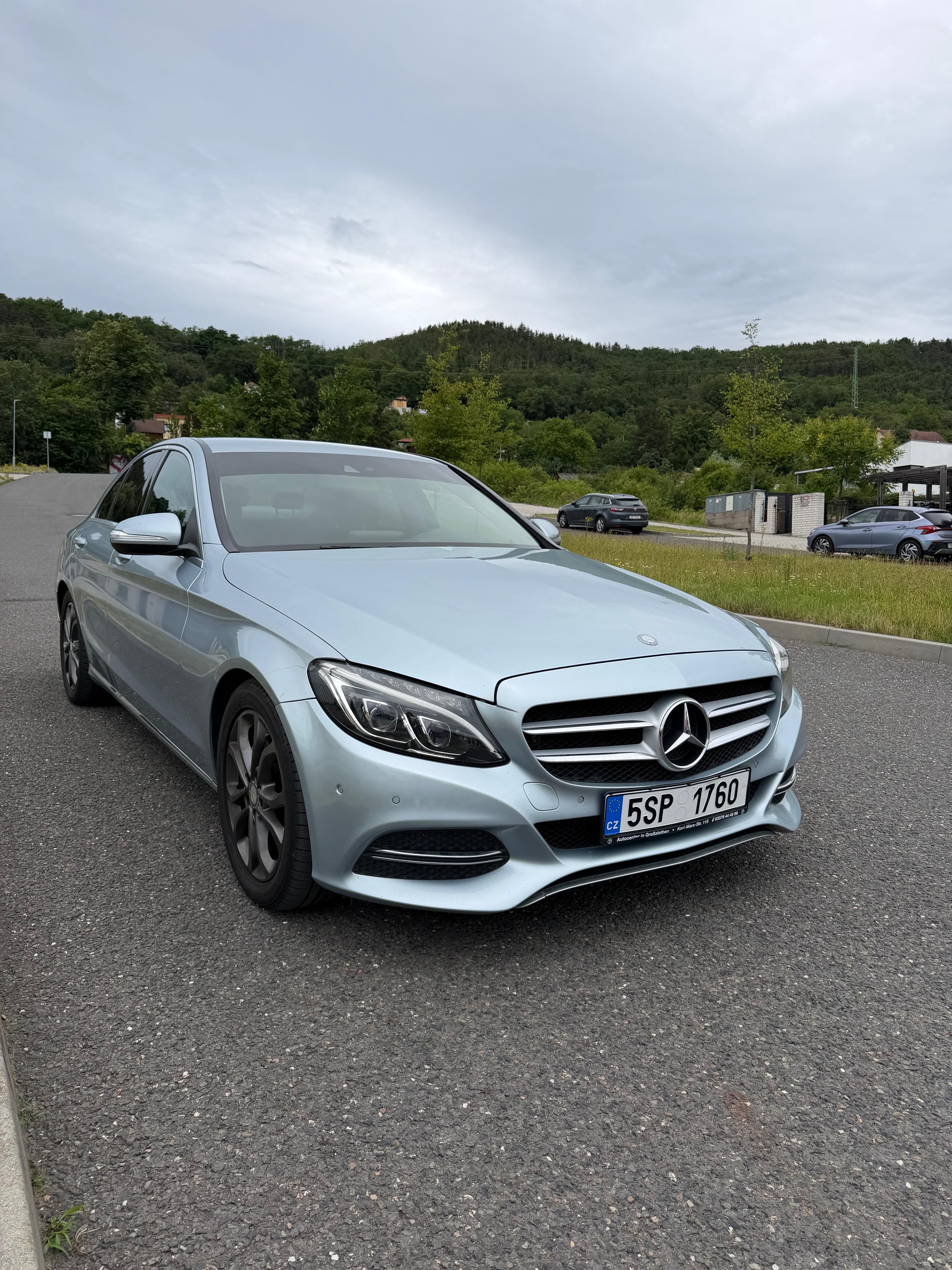 Mercedes-Benz Třídy C, 220d 125kw BlueTec, Automat - fotka 3