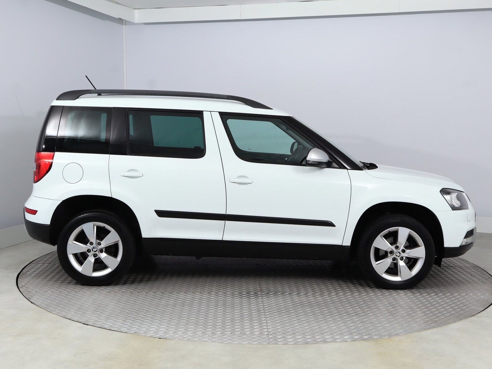 Škoda Yeti, 2.0 TDI, Outdoor, 4X4 - fotka 6