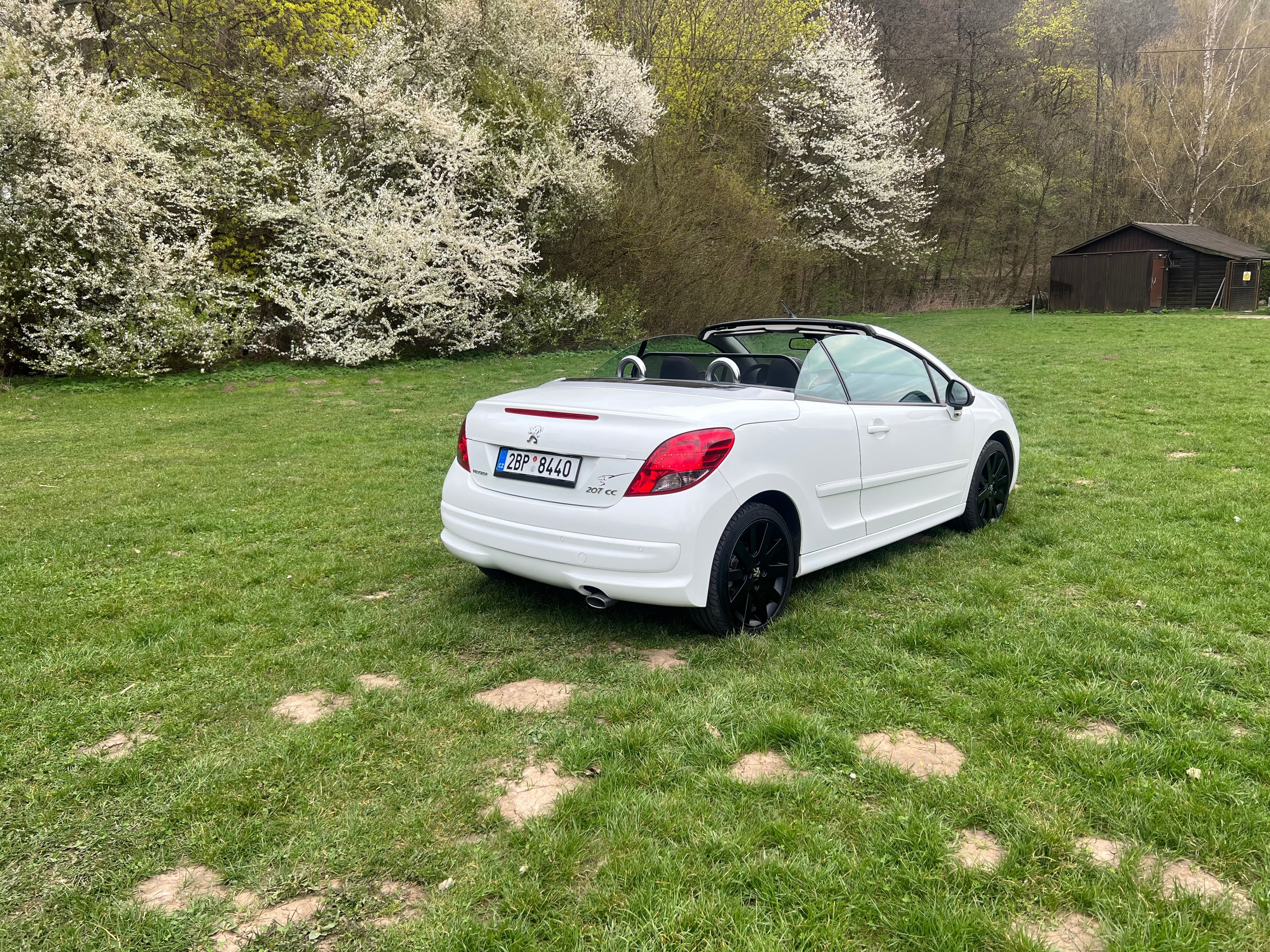 Peugeot 207, 1.6 hdi - fotka 3