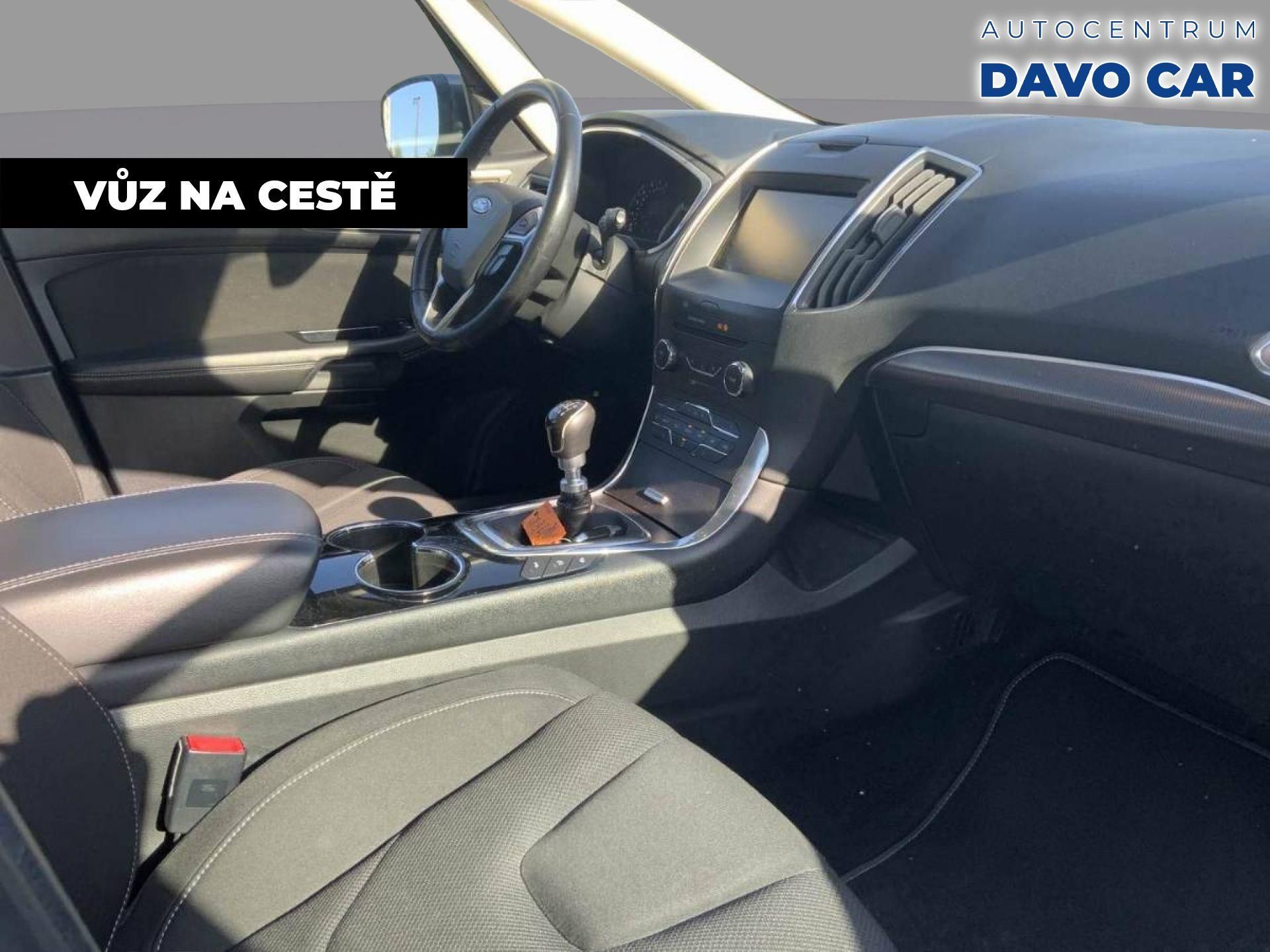 Ford S-MAX, 2,0 TDCI 132kW Titanium - fotka 4
