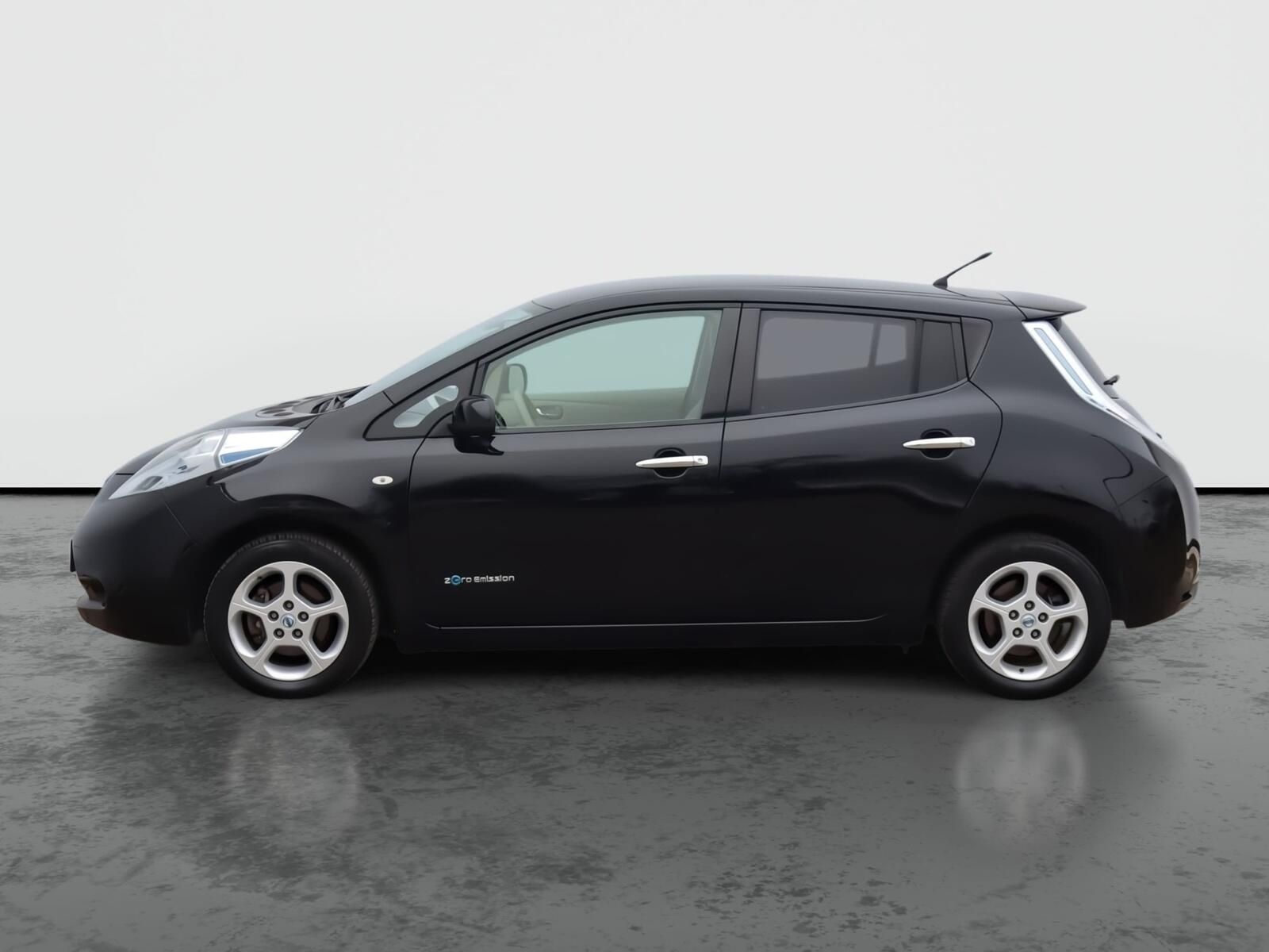Nissan LEAF, 24 kWh, Automat, Navi - fotka 3