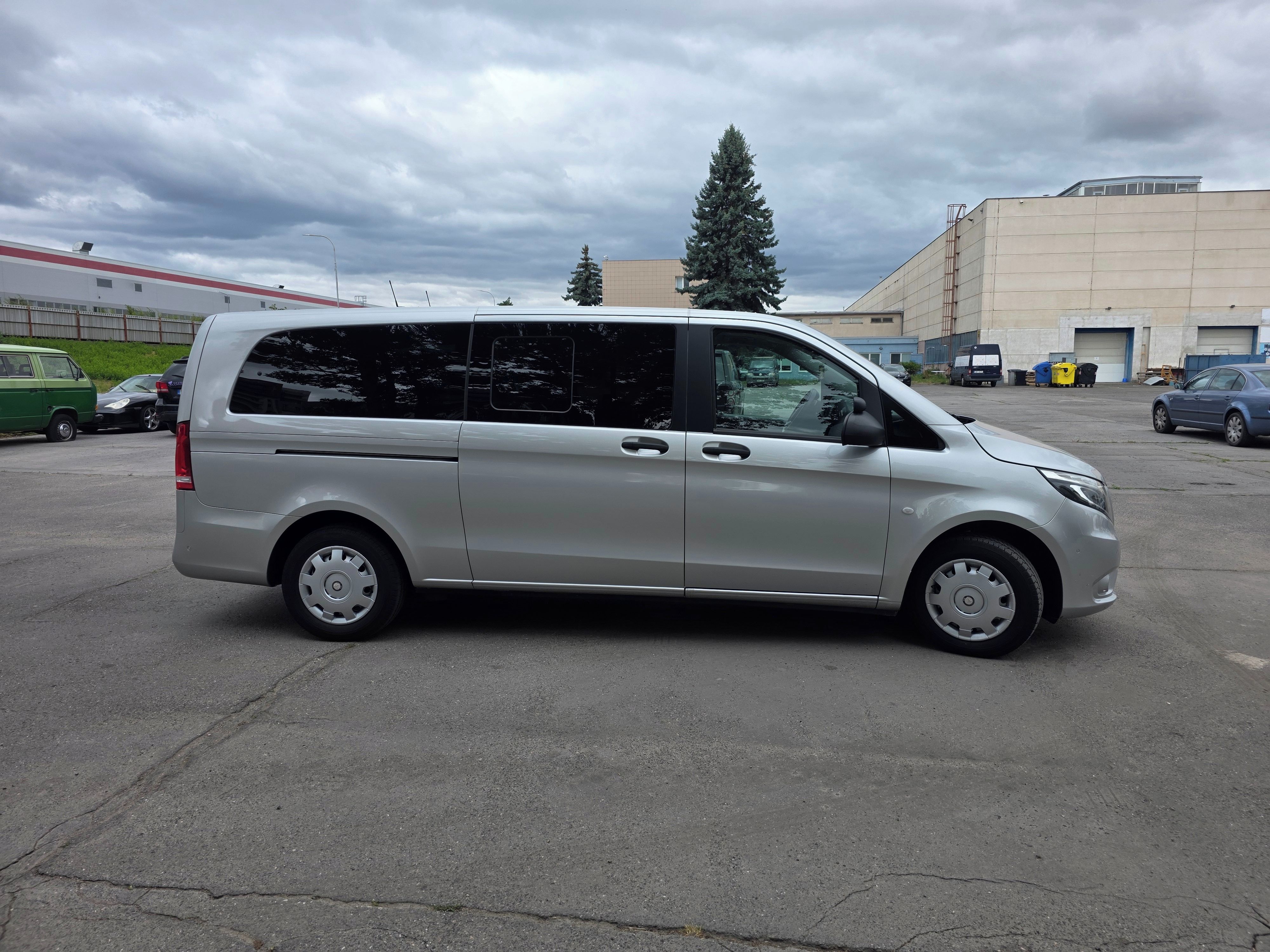 Mercedes-Benz Vito, ExtraLong 5+1 - fotka 4