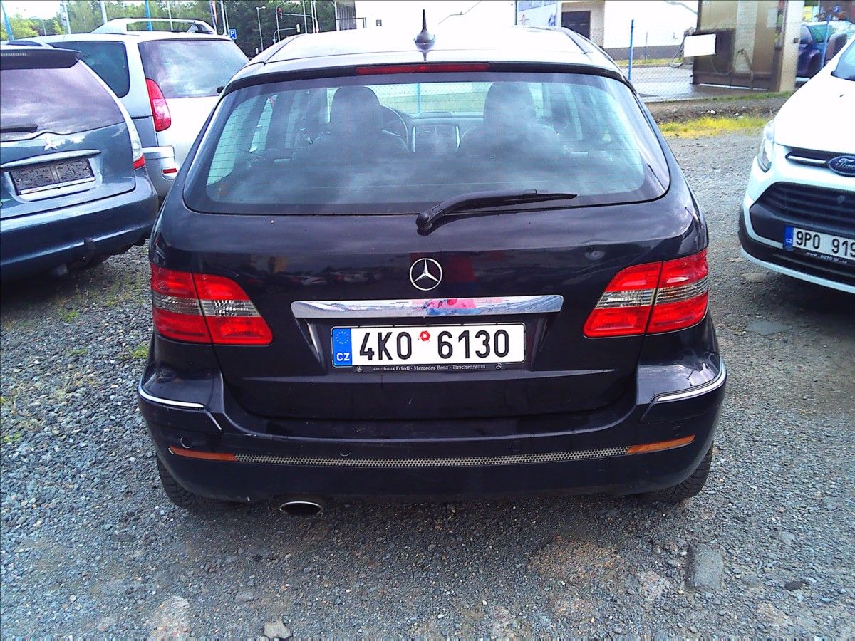 Mercedes-Benz Třídy B, 2,0   i v ČR 1 majitel - fotka 6