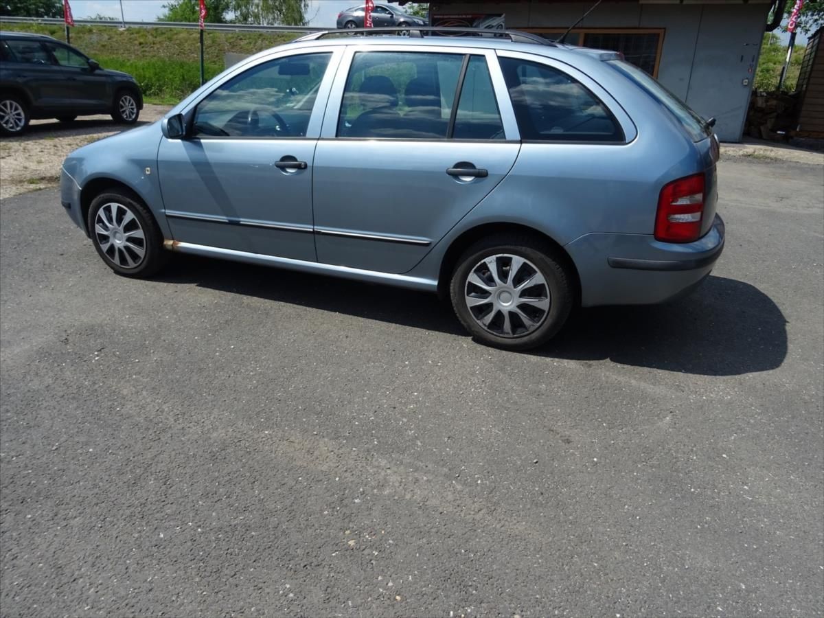Škoda Fabia, 1,4 55 kW - fotka 6
