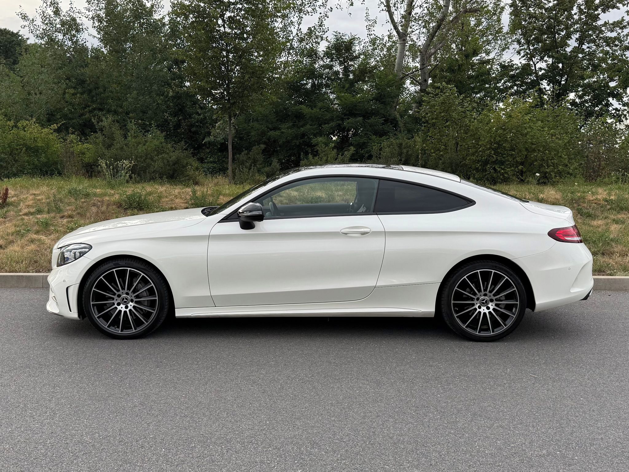 Mercedes-Benz Třídy C, C400 coupe 245kw, DPH, Pano + - fotka 4