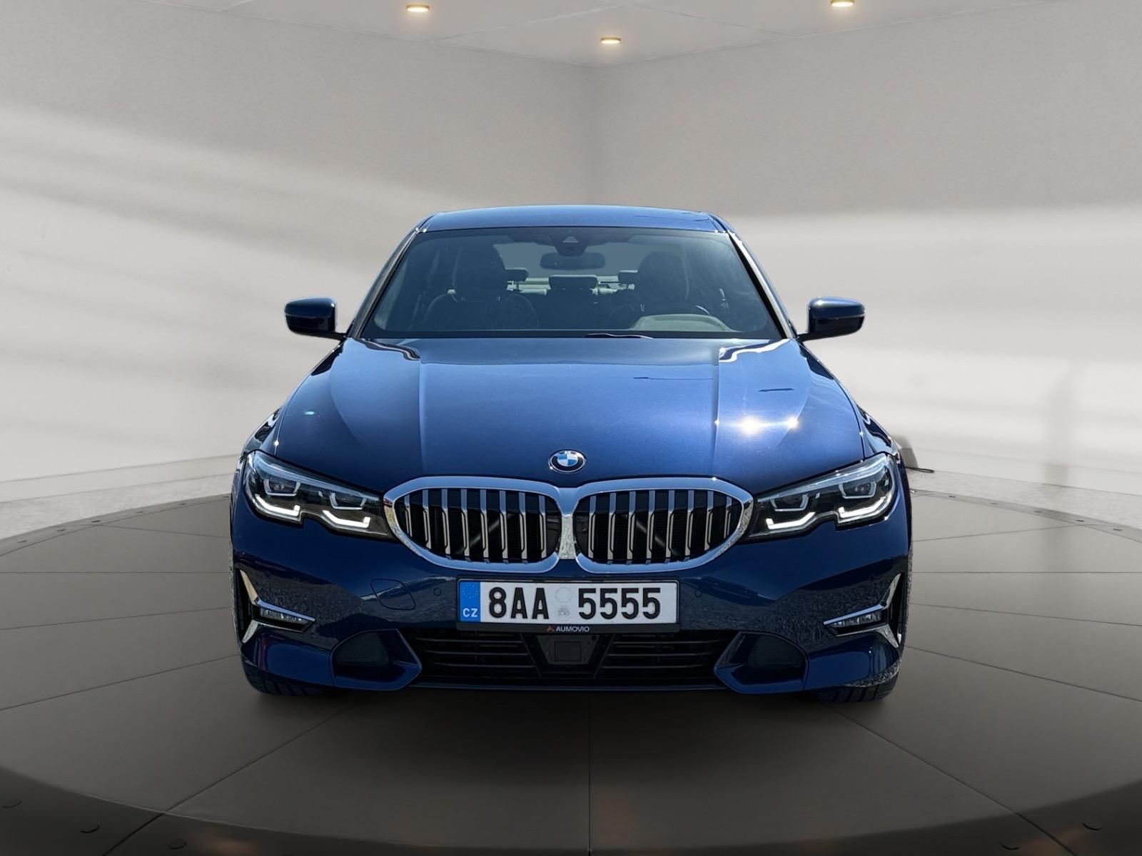 BMW Řada 3, xDRIVE 320i 135kW 4x4 CZ DPH - fotka 2