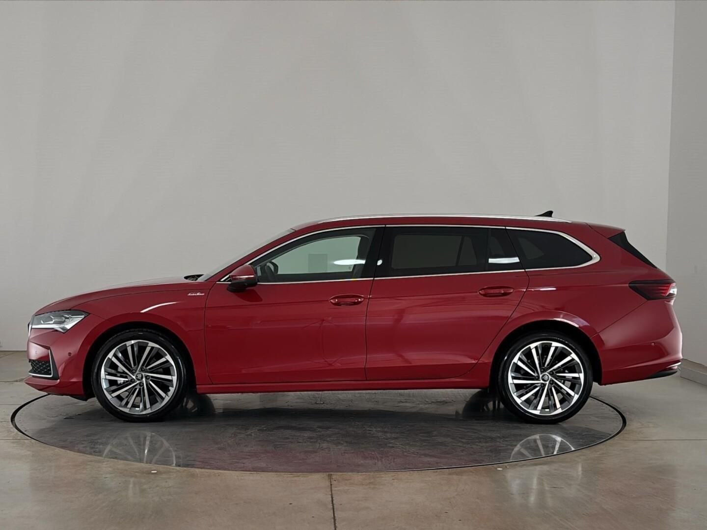 Škoda Superb, 2.0 TDI / 110 kW L&K DSG - fotka 3