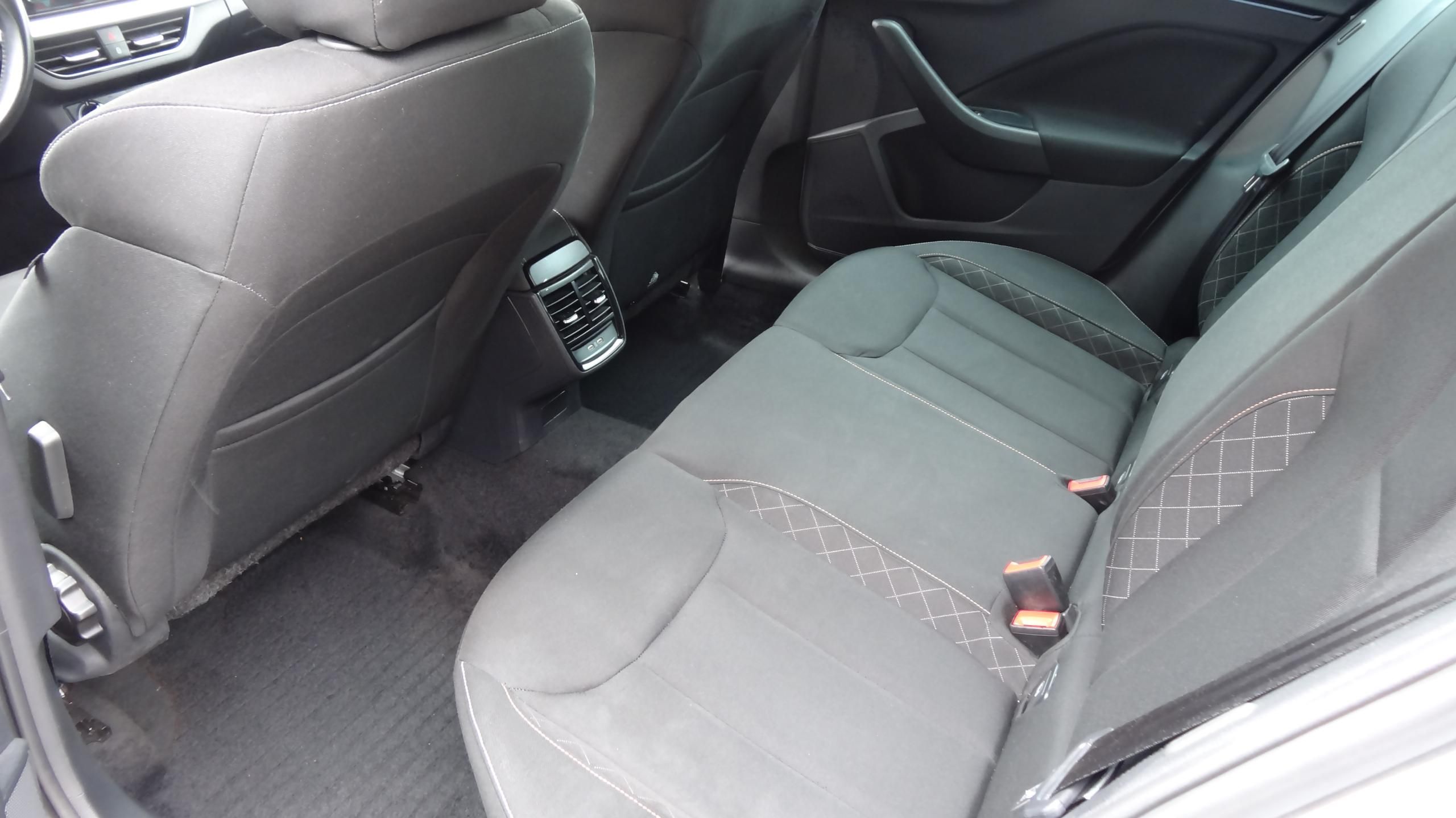 Škoda Scala, 1.0TSi /CEBIA/+nová sada kol - fotka 6