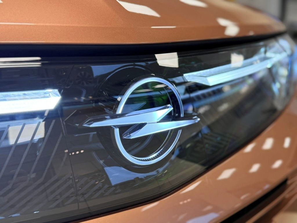 Opel Grandland, Ultimate Hybrid 107 kW!! - fotka 6