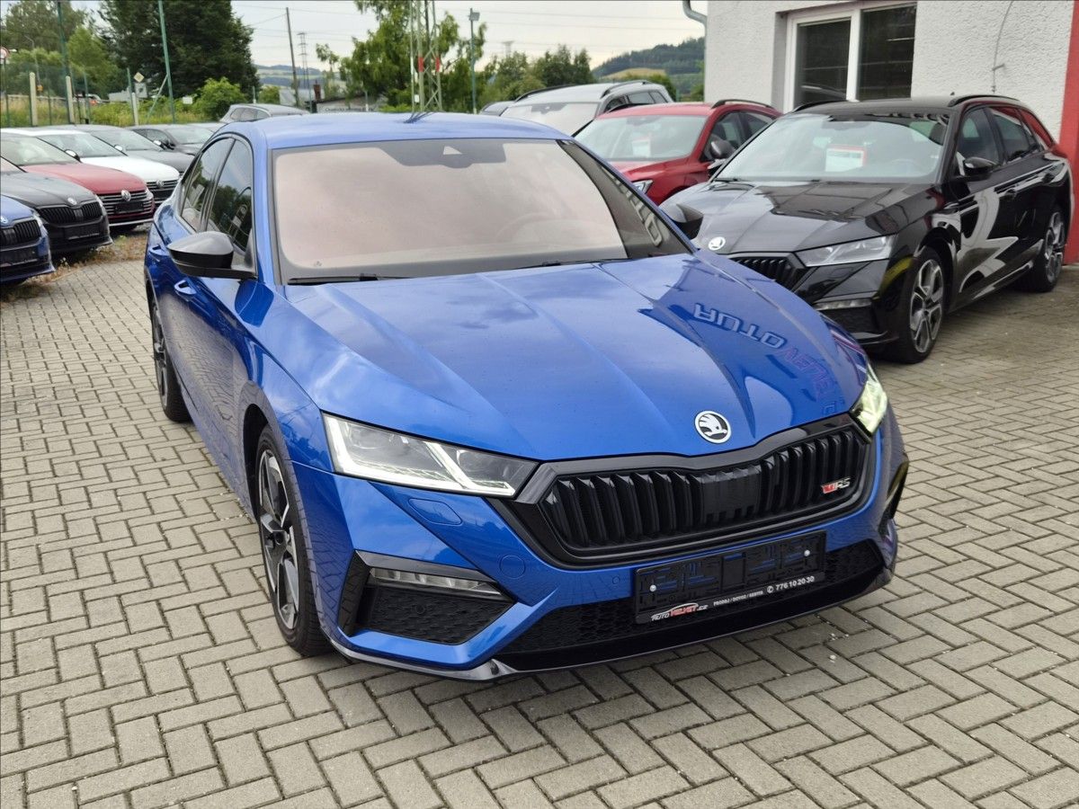 Škoda Octavia, 2,0 TSi DSG RS *MATRIX*WEBASTO - fotka 4