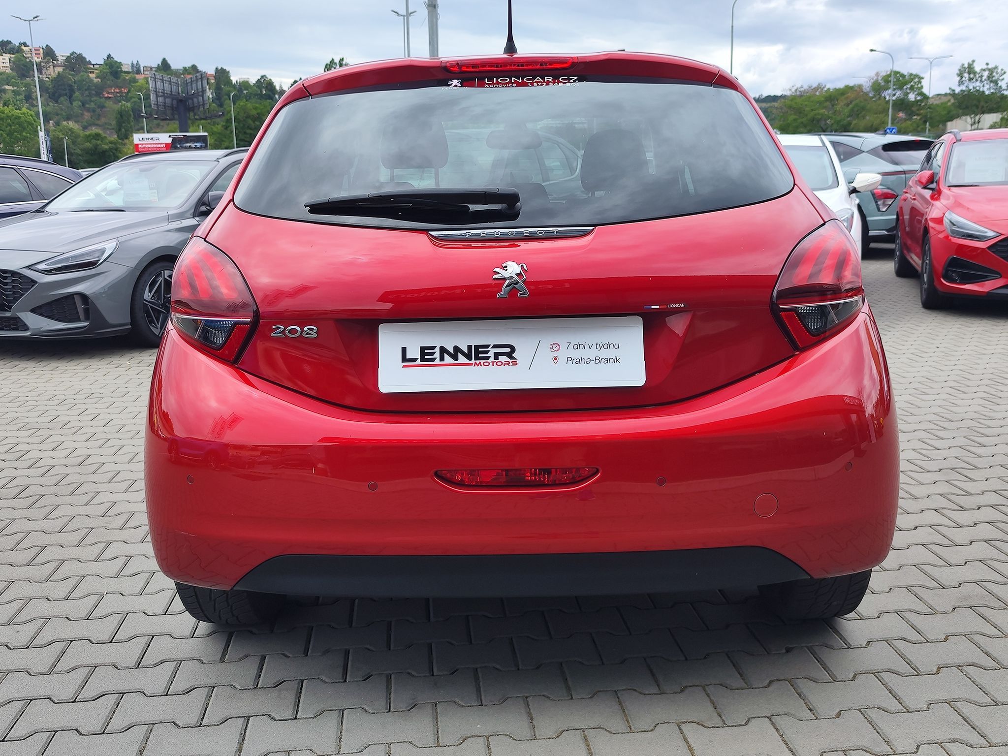 Peugeot 208, 1.2 PureTech/61kW SIGNATURE - fotka 6