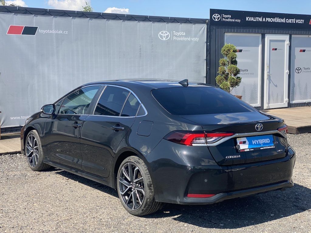 Toyota Corolla, 1.8HEV, ČR, Executive, DPH - fotka 5