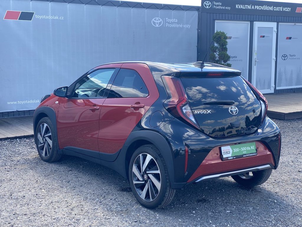 Toyota Aygo, 1.0i, ČR, Executive, automat - fotka 5