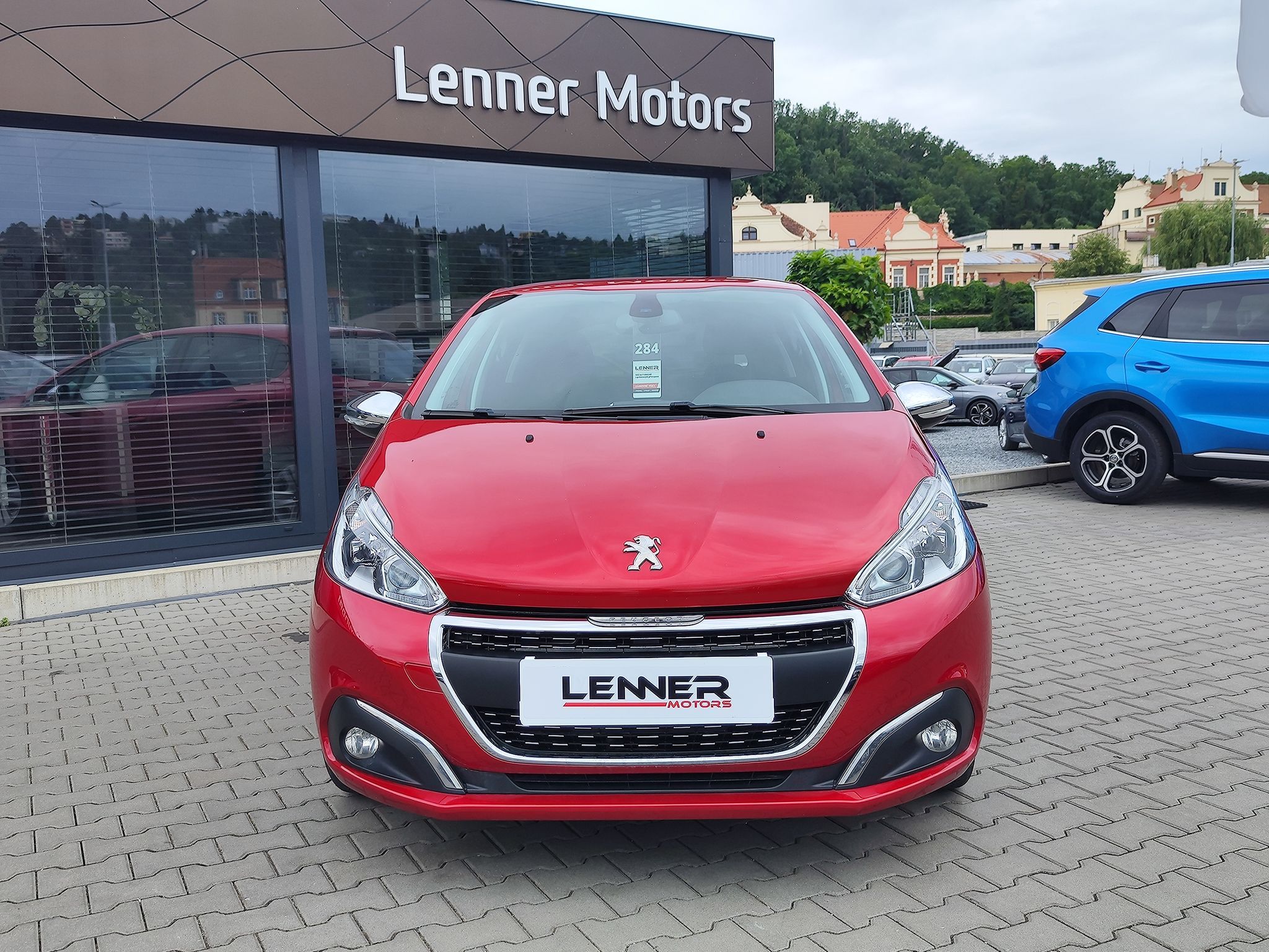 Peugeot 208, 1.2 PureTech/61kW SIGNATURE - fotka 2