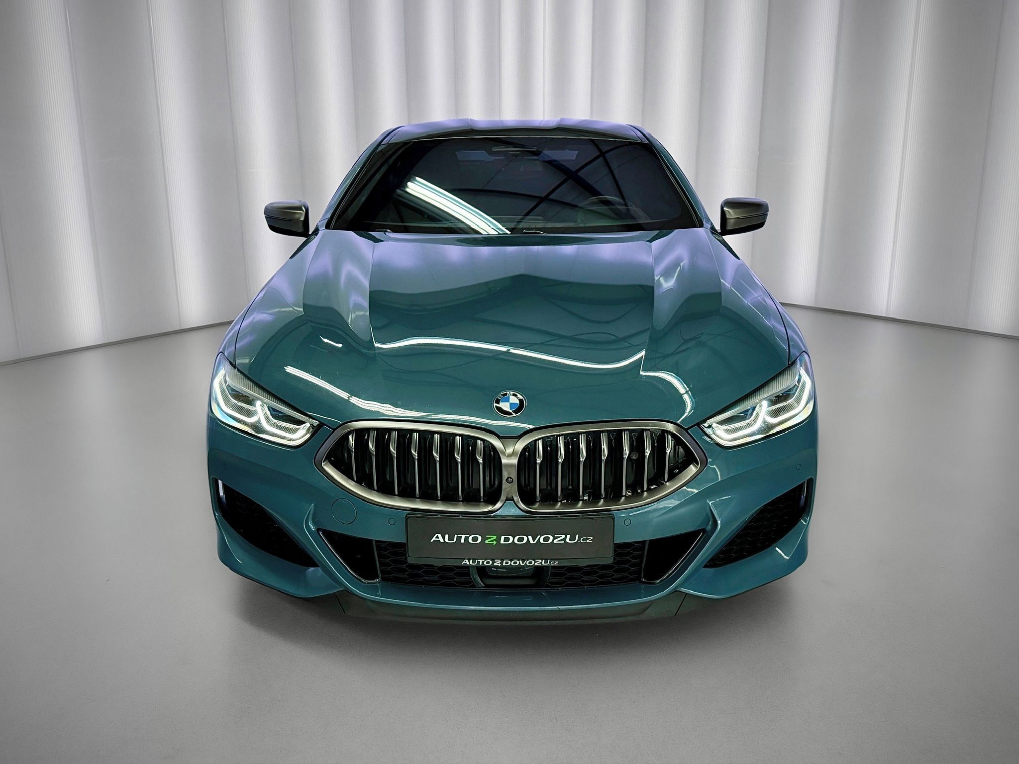 BMW Řada 8, M850 xDrive M-SPORT, H&K, HUD, - fotka 3