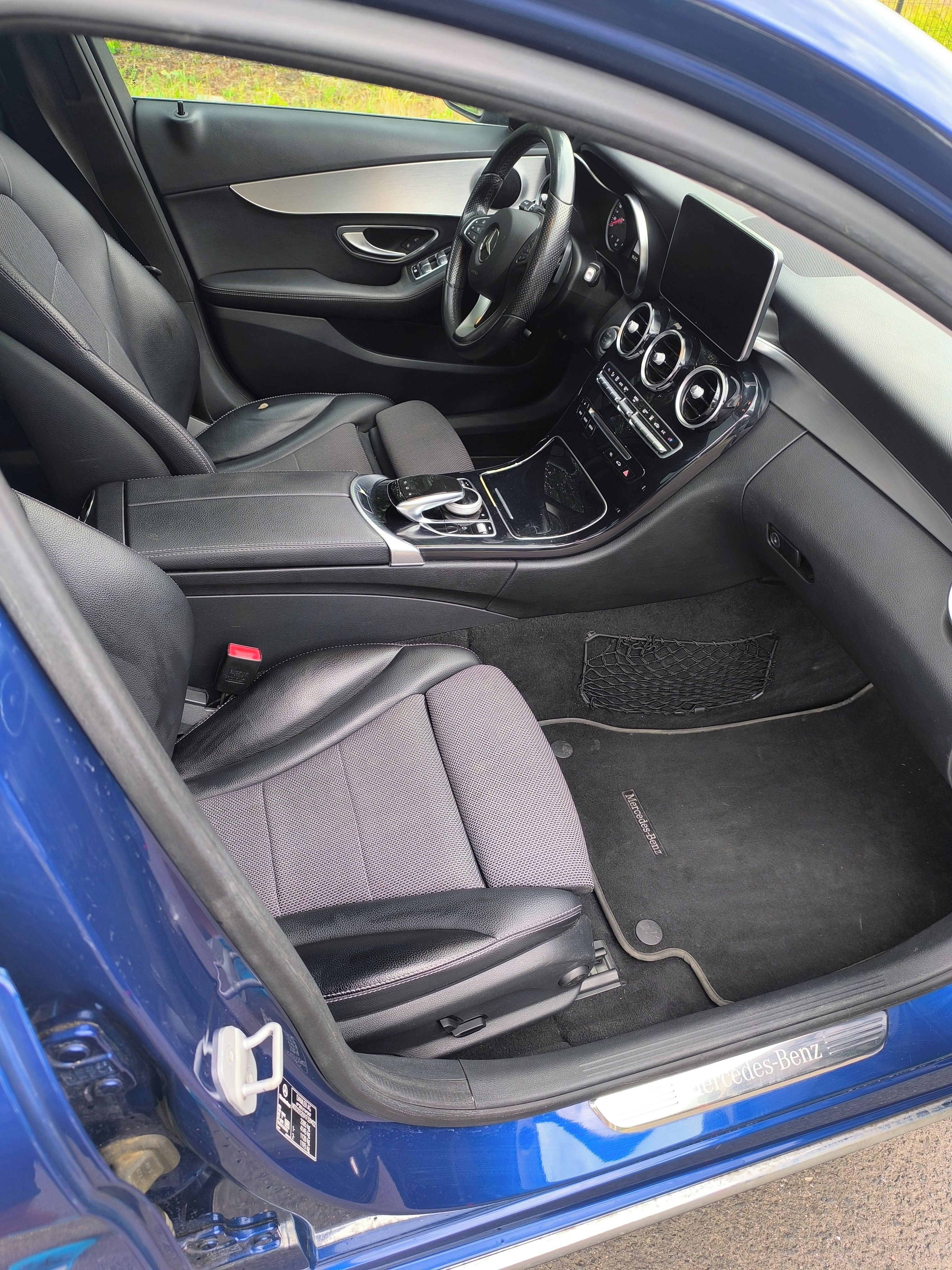 Mercedes-Benz Třídy C, C250d - fotka 6