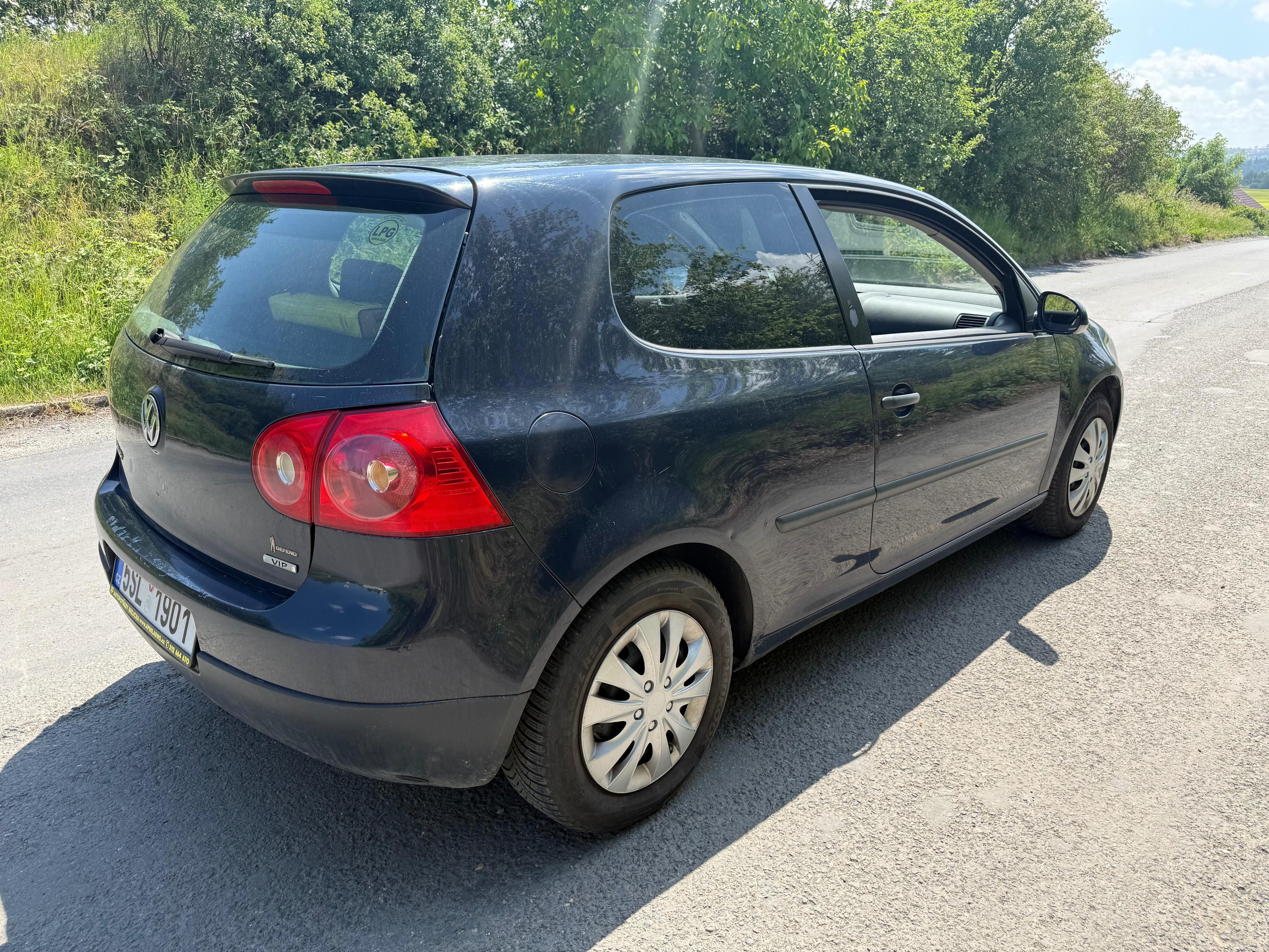 Volkswagen Golf, Golf V 1.4 16v LPG - fotka 4