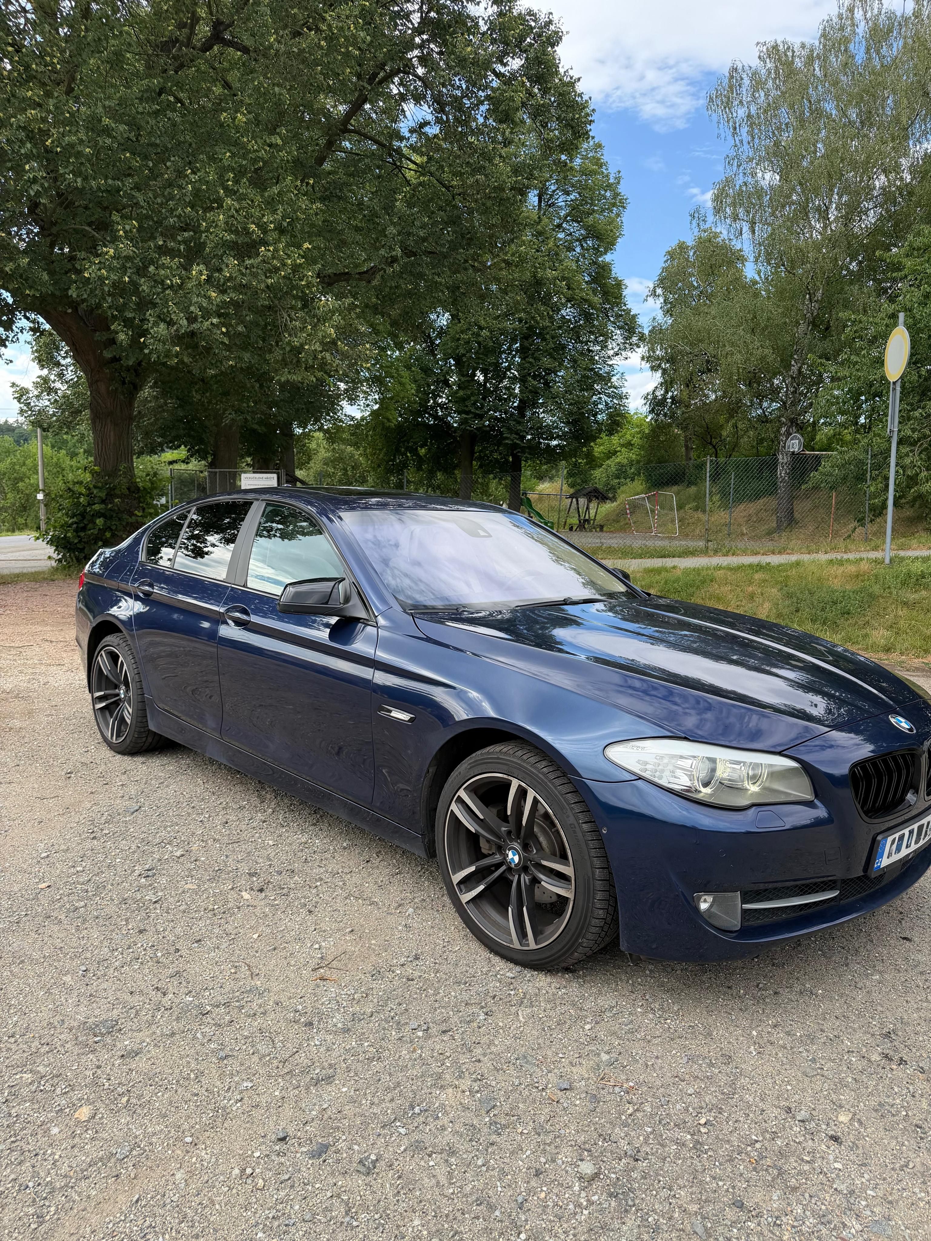 BMW Řada 5, BMW F10 - fotka 2
