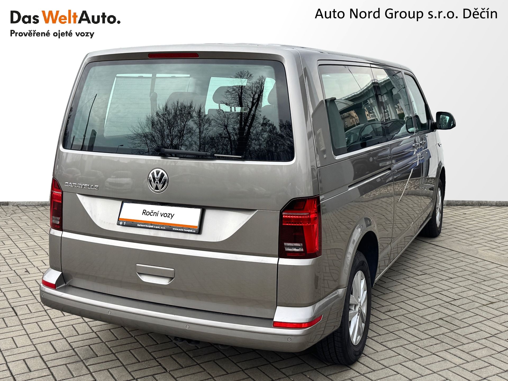 Volkswagen Caravelle, 2.0TDI 110KW DSG LWB COMFORTLI - fotka 2