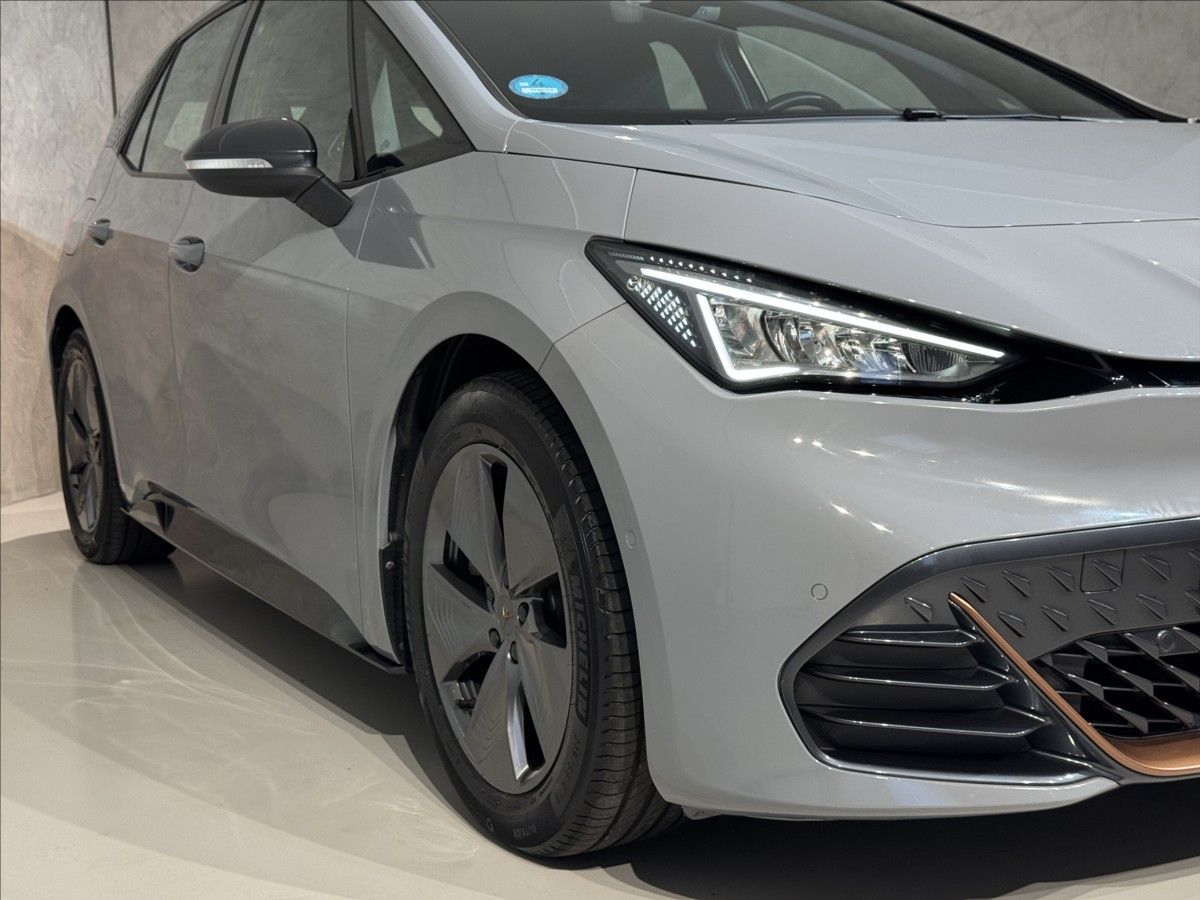 Cupra Born, 150kW LED Tepelko Kamera - fotka 6