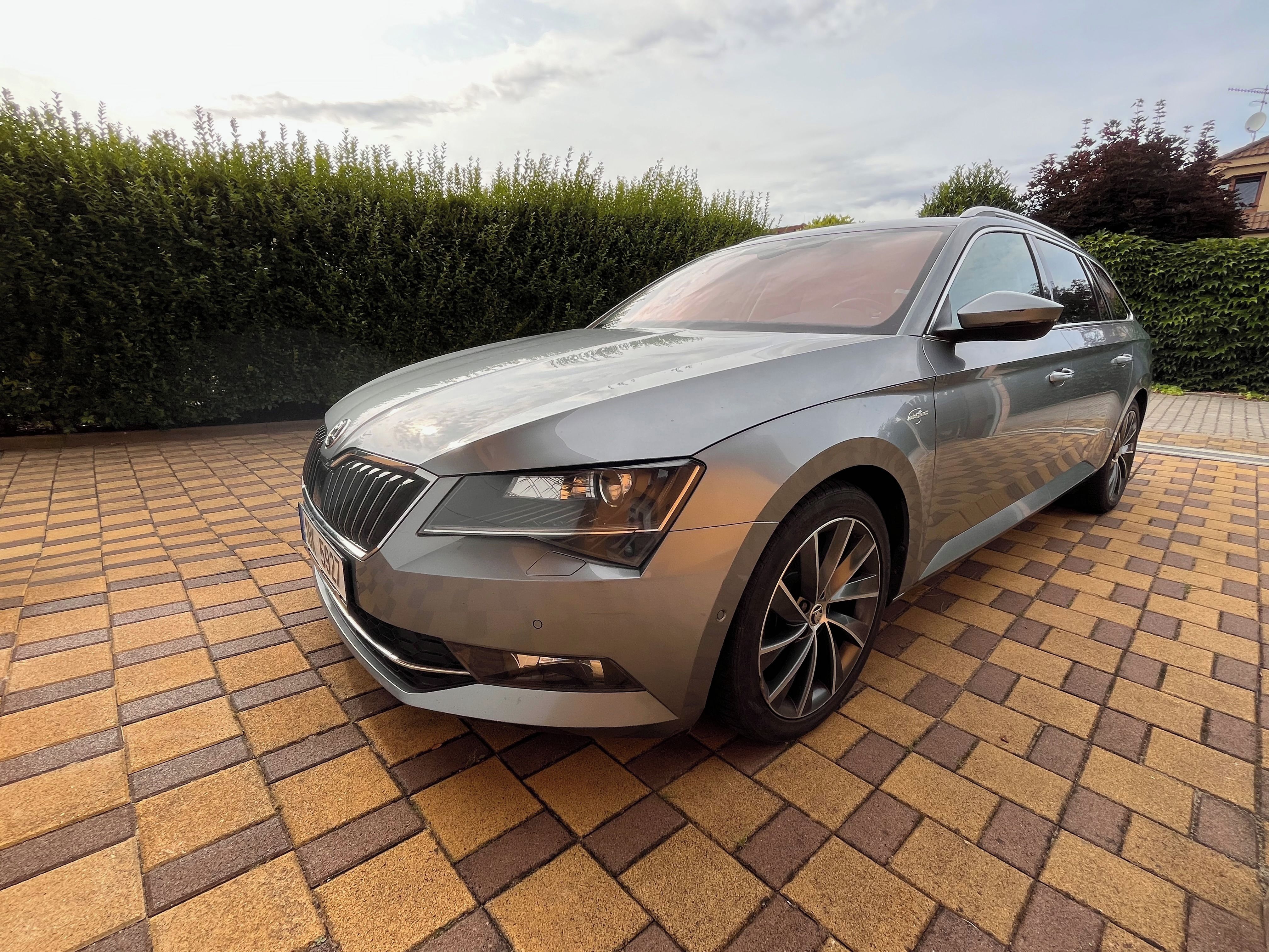 Škoda Superb, III. generace 2.0 TDI 110 kW - fotka 4