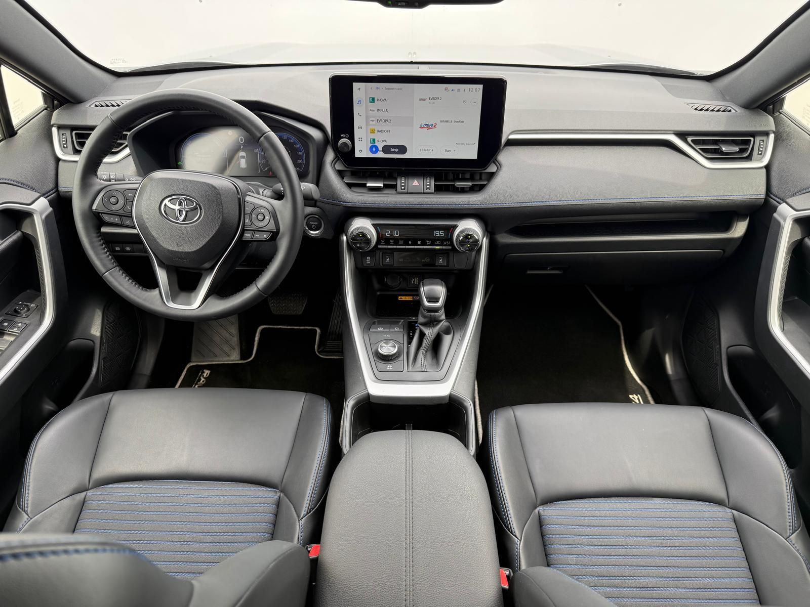 Toyota Rav4, 2.5 HSD e-CVT AWD Selection - fotka 5