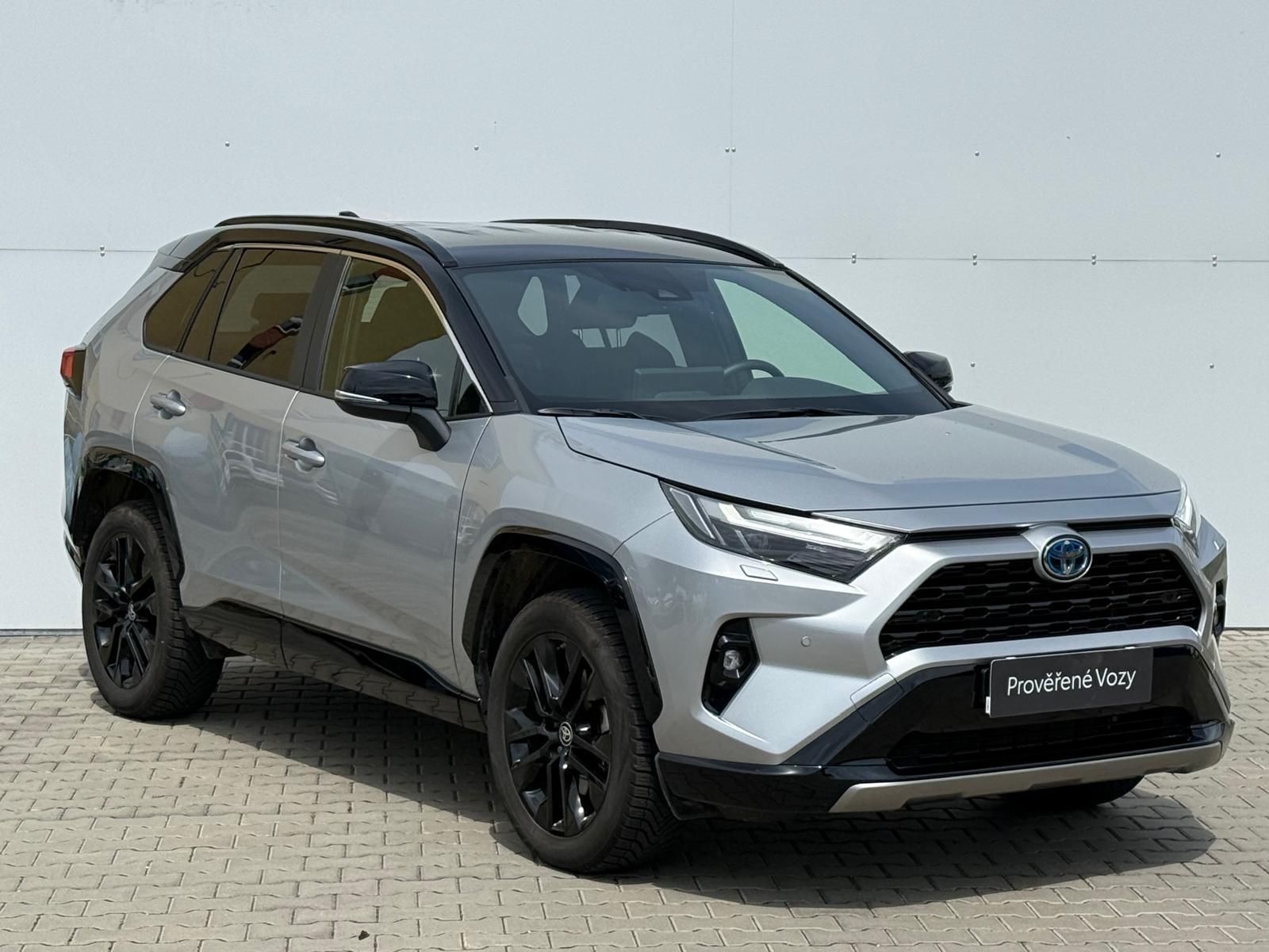 Toyota Rav4, 2.5 HSD e-CVT AWD Selection - fotka 6