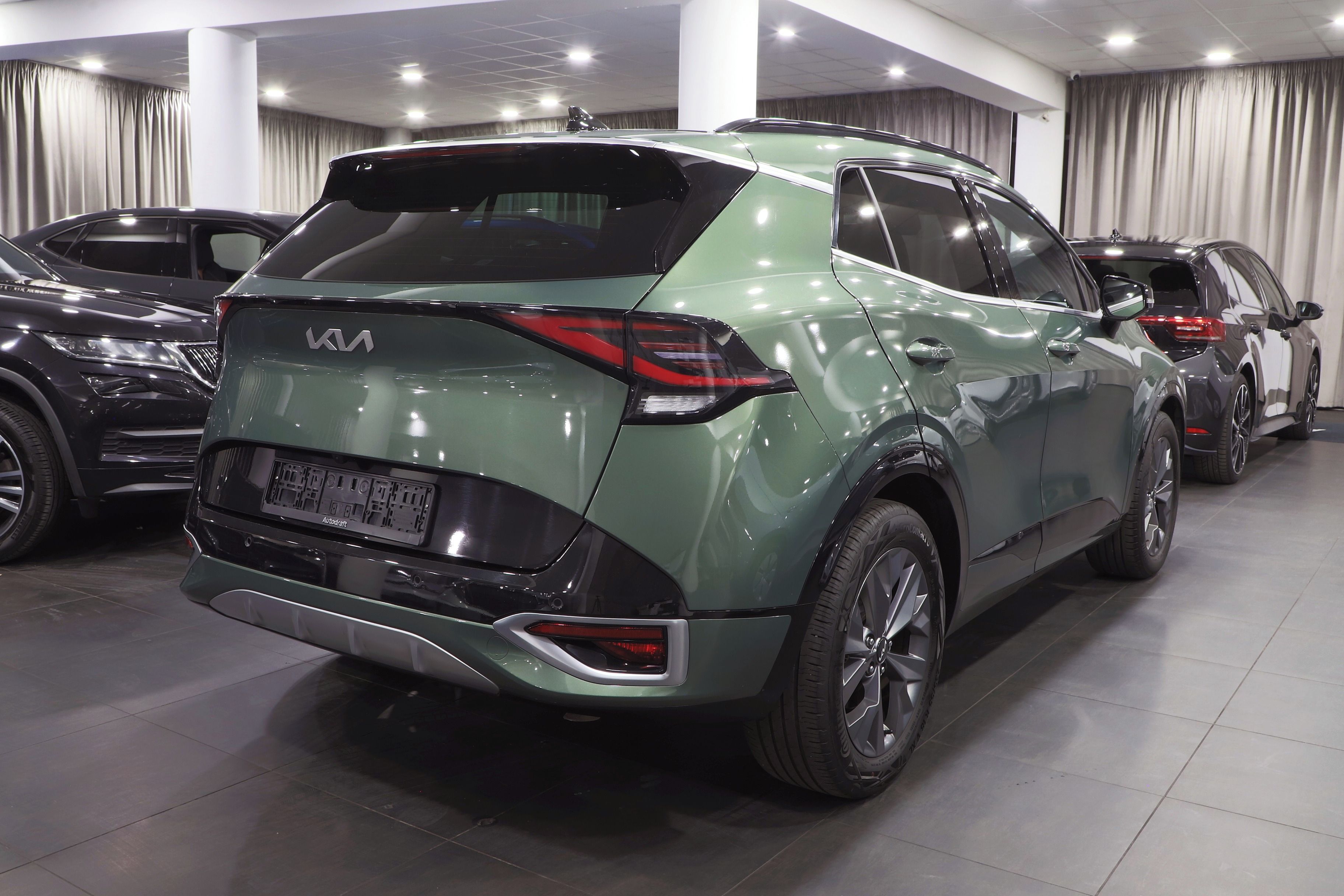 Kia Sportage, 1.6 T-GDi Hybrid AUT GT-Line - fotka 3