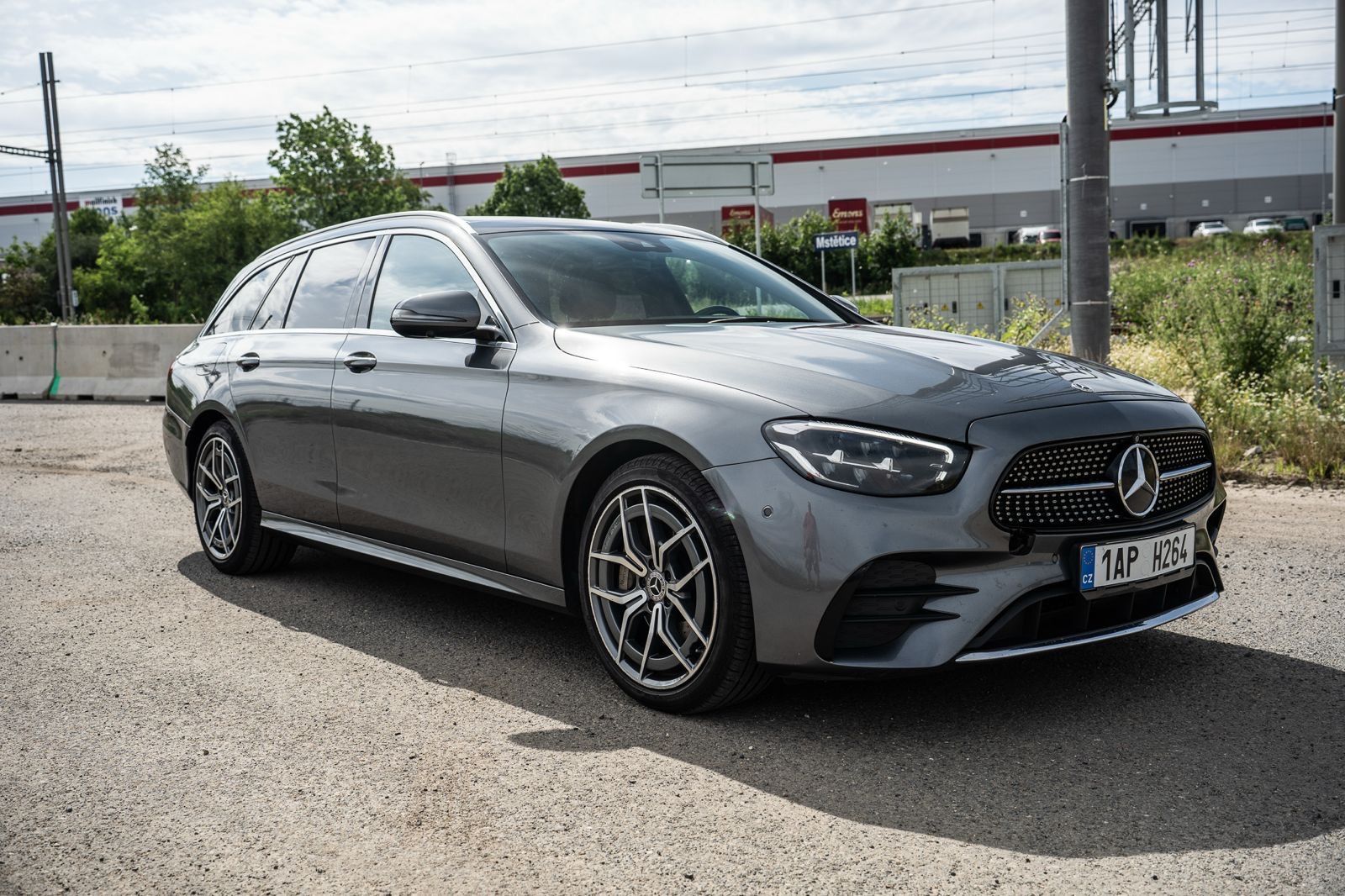 Mercedes-Benz Třídy E, Mercedes Benz E 400 d 4 MATIC - fotka 5